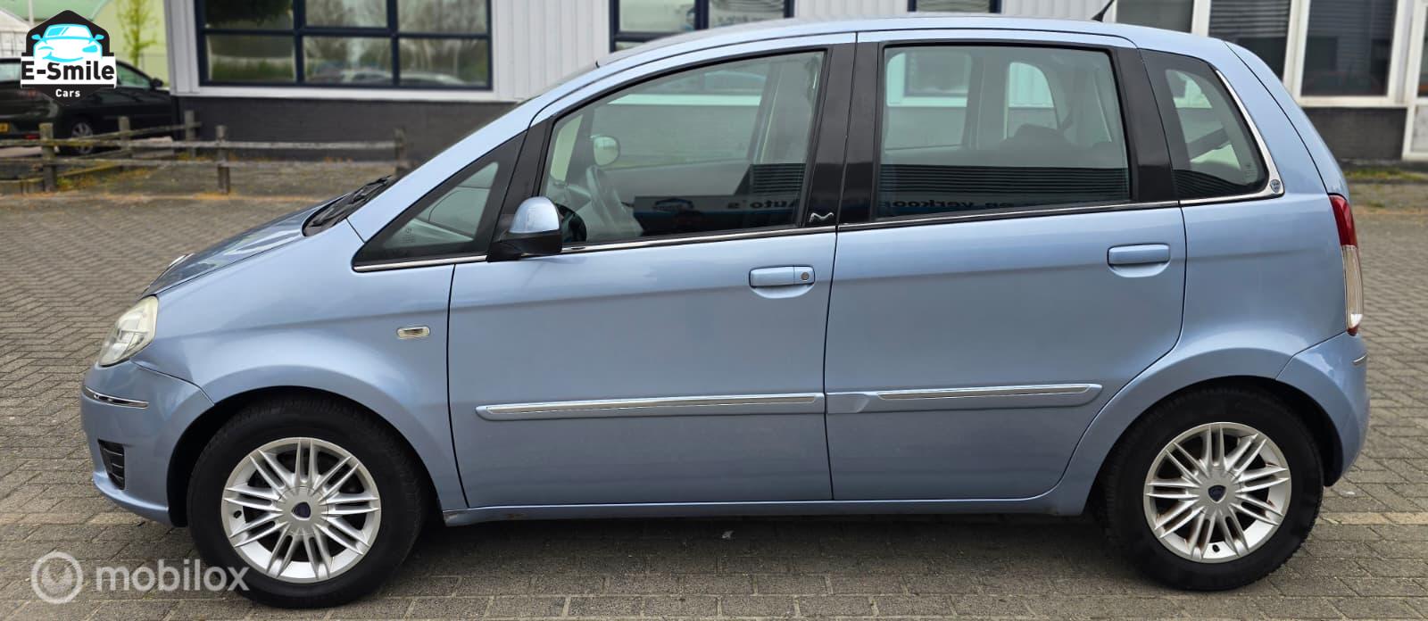 Foto van Lancia Lancia Musa
