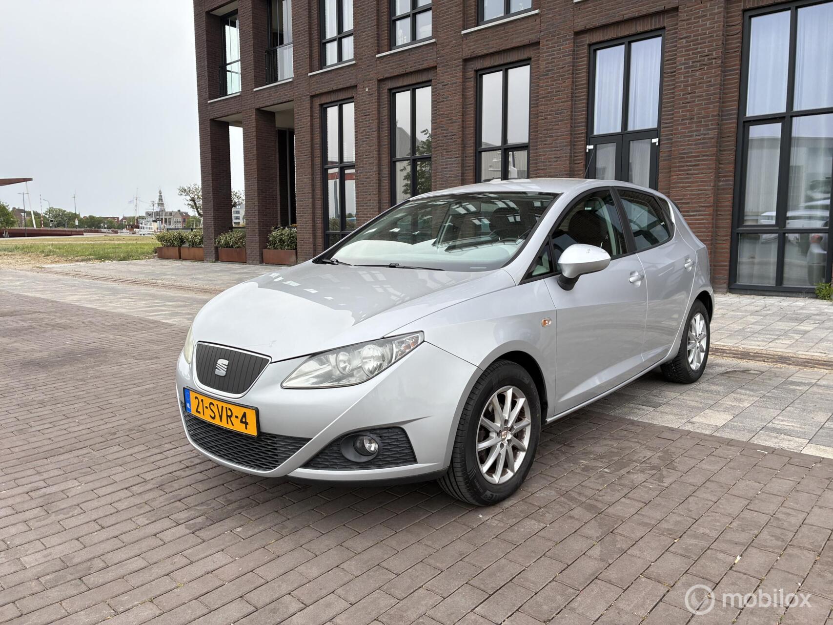 Seat Ibiza 1.2 TDI COPA Plus Ecomotive Cruise Airco NAP ! 2011 - voorkant