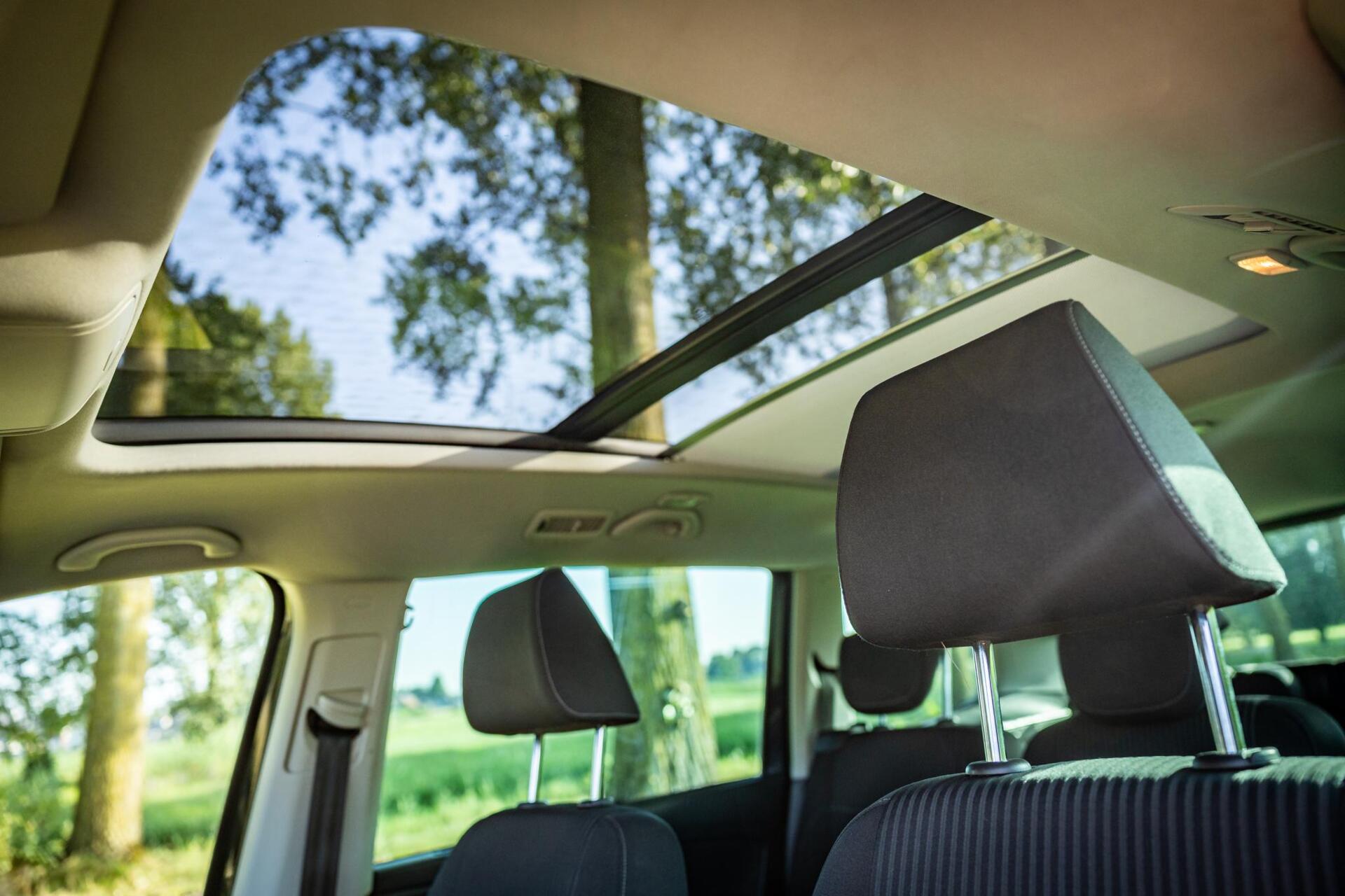 Foto van Seat Alhambra