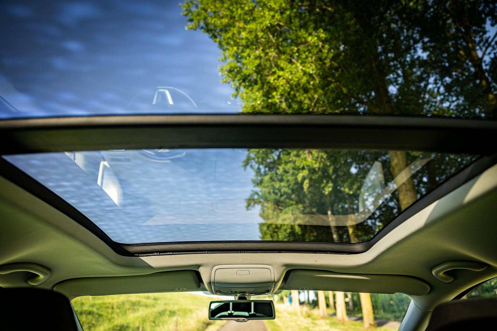 Foto van Seat Alhambra