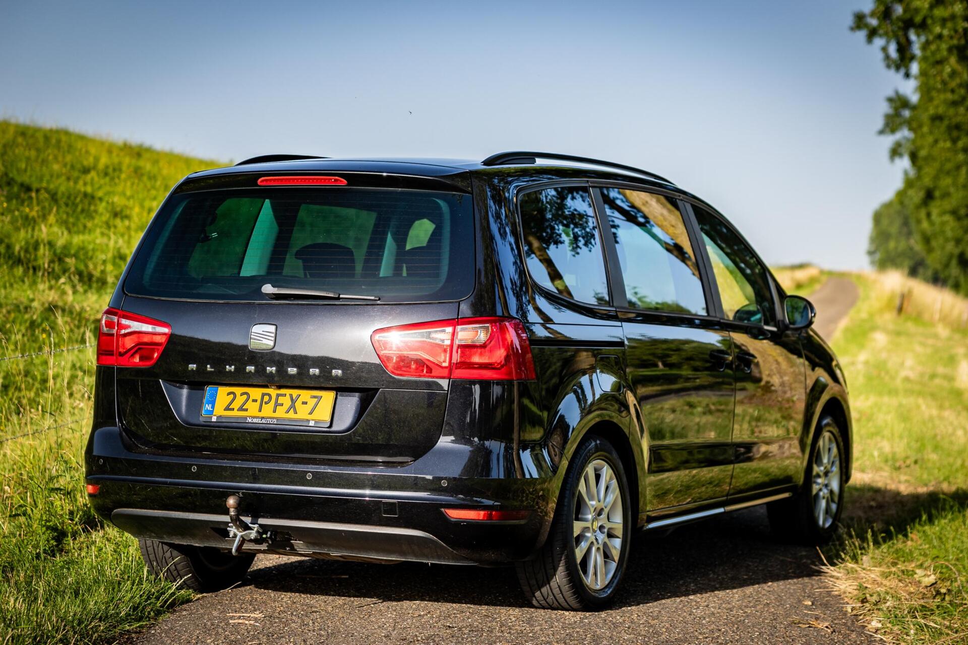 Foto van Seat Alhambra