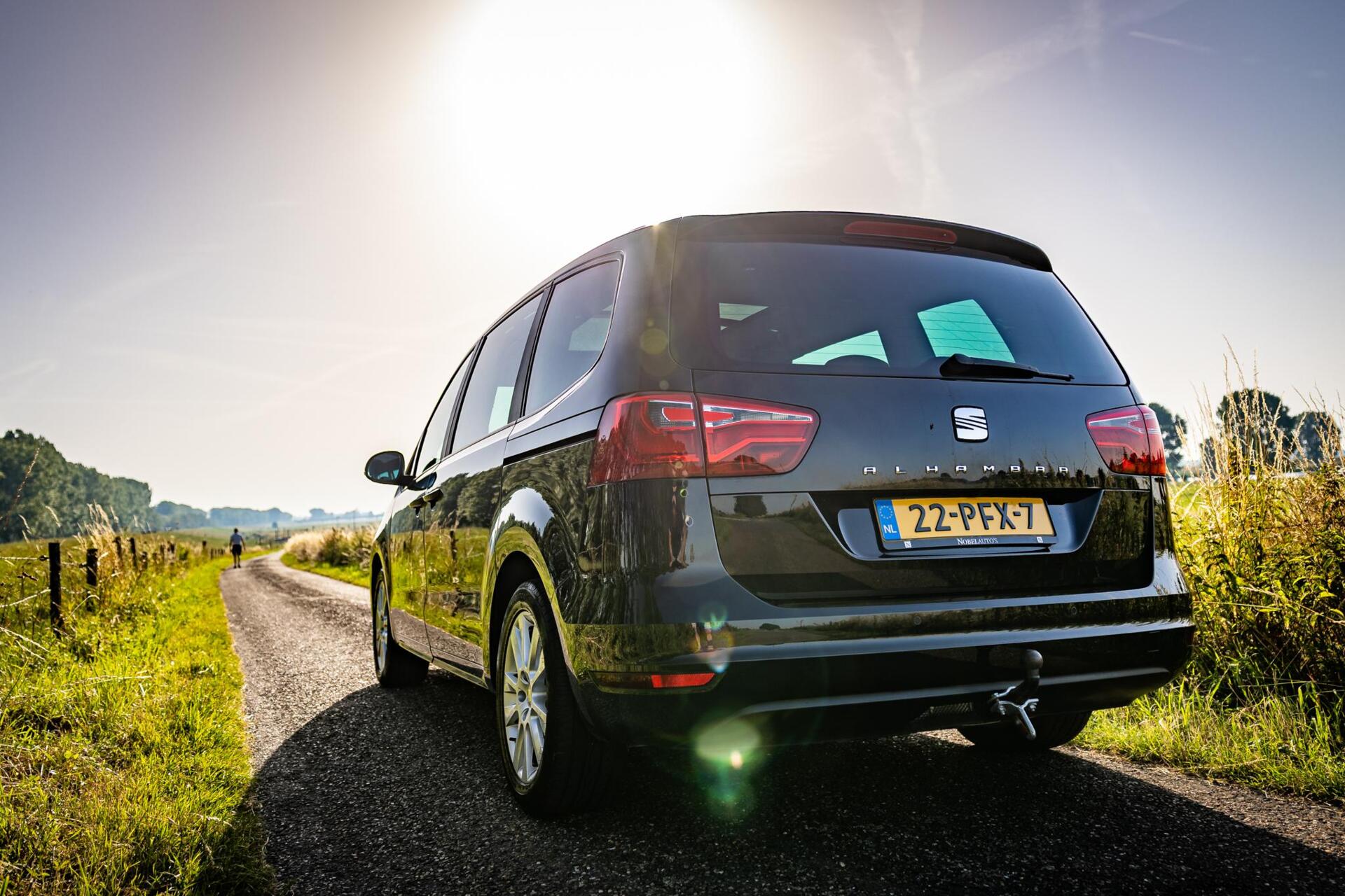 Foto van Seat Alhambra