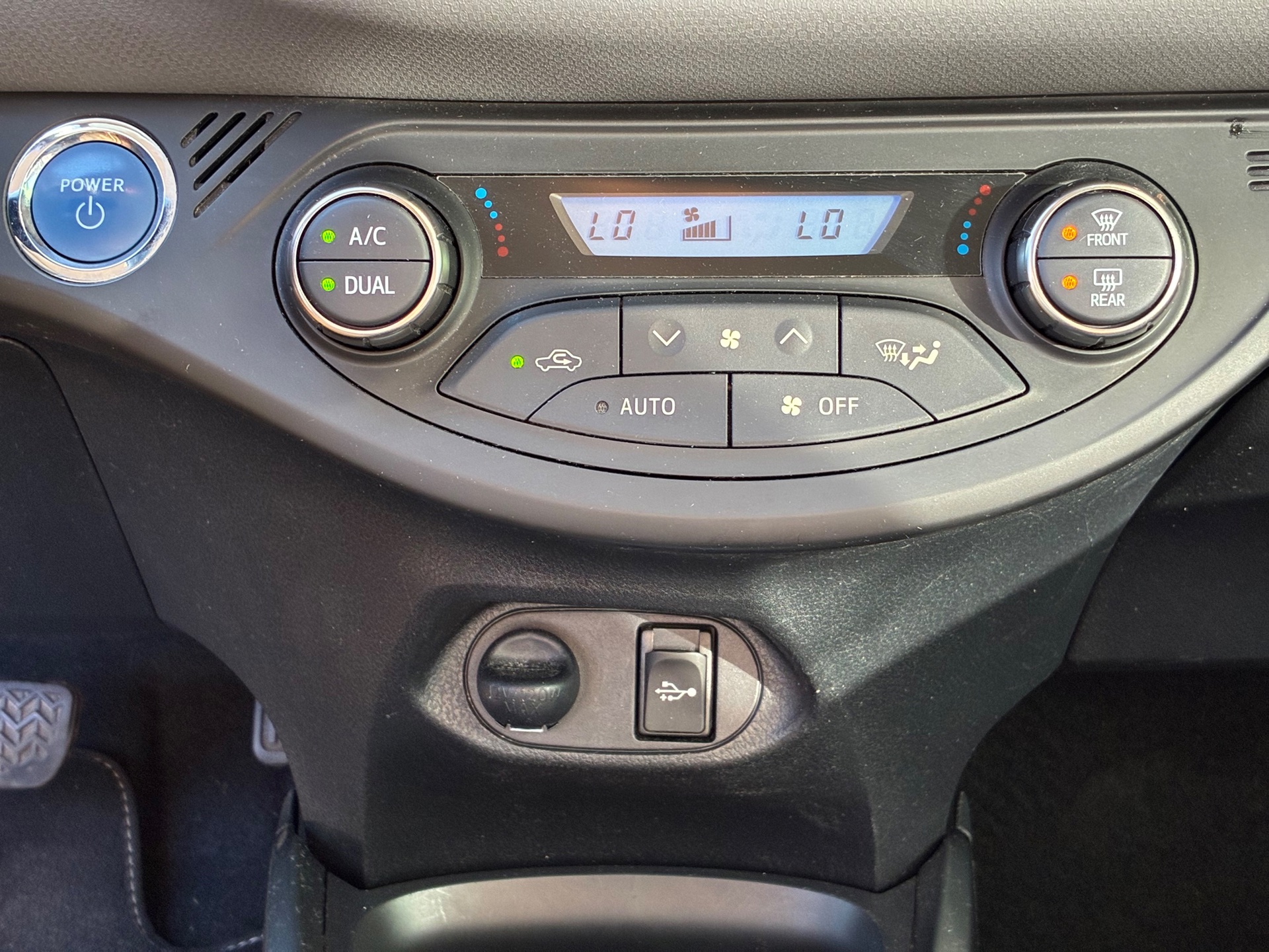 Foto van Toyota Toyota Yaris Hybrid