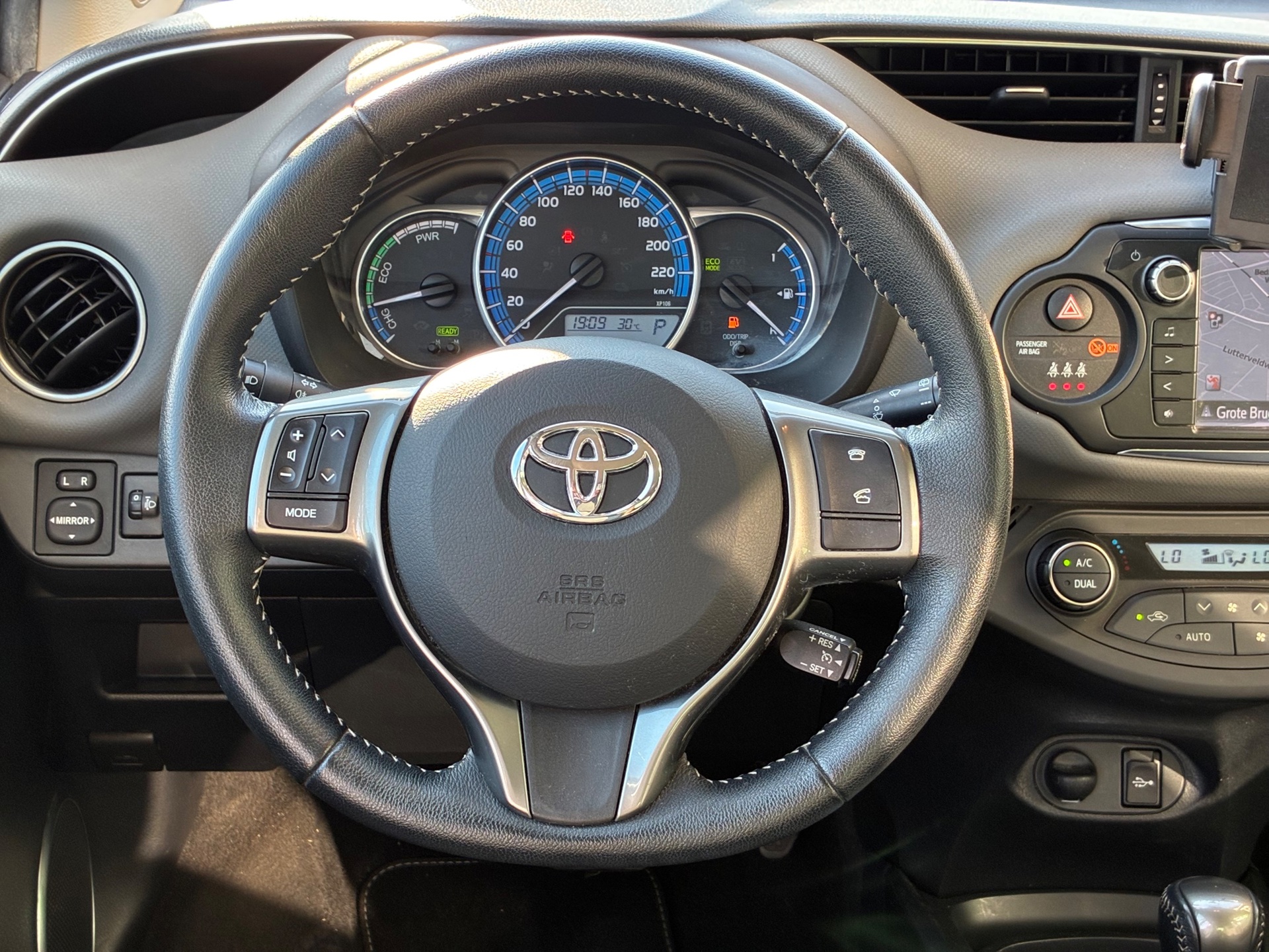 Foto van Toyota Toyota Yaris Hybrid