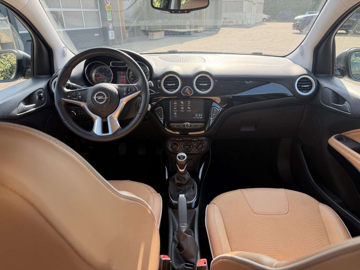 Foto van Opel Adam