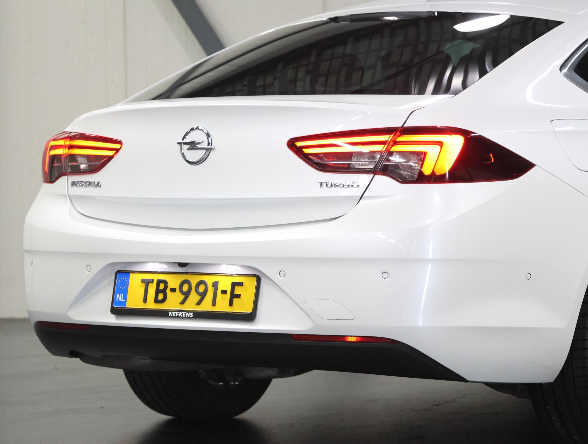 Foto van Opel Insignia Grand Sport