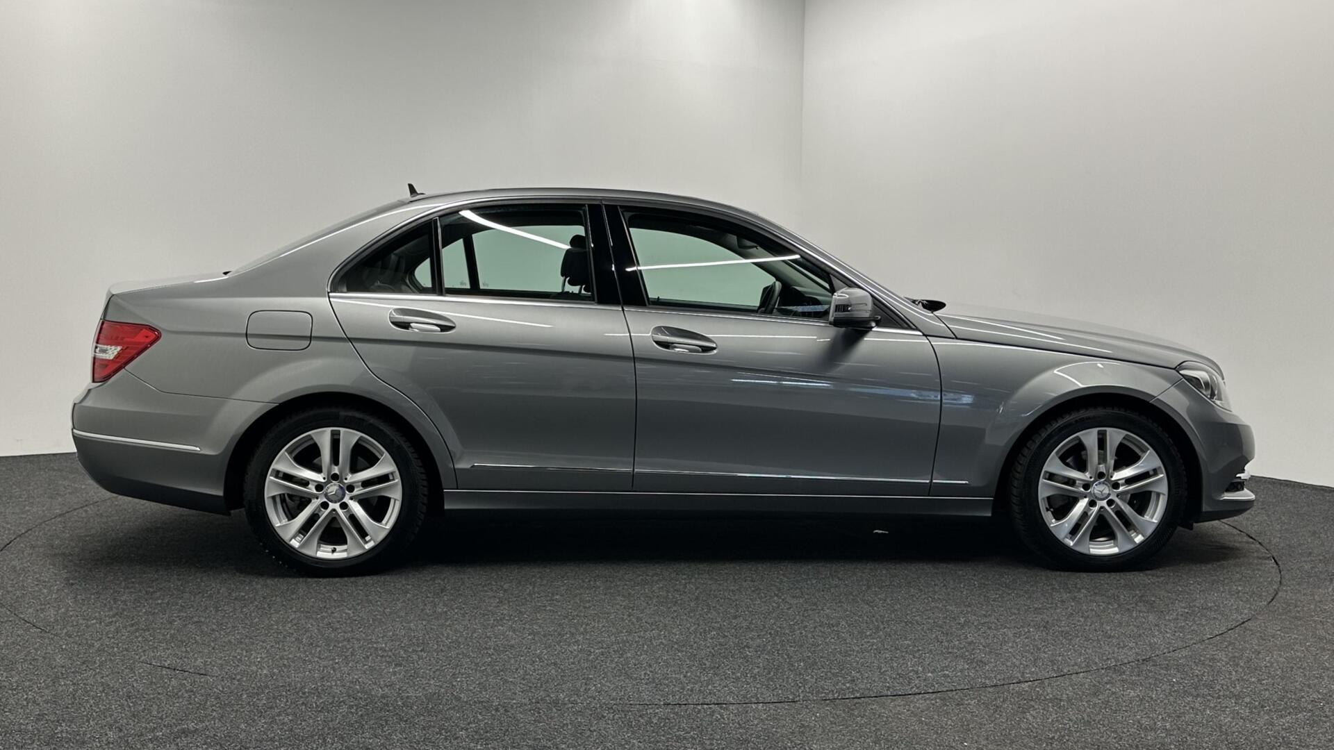 Foto van Mercedes-Benz C 180