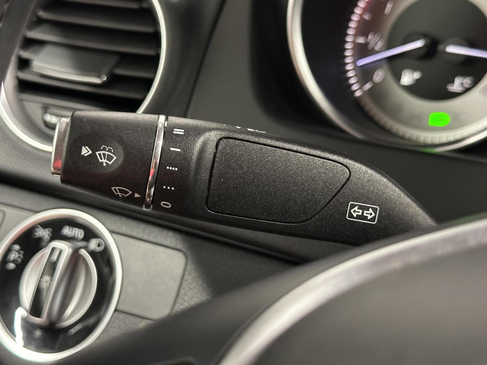 Foto van Mercedes-Benz C 180