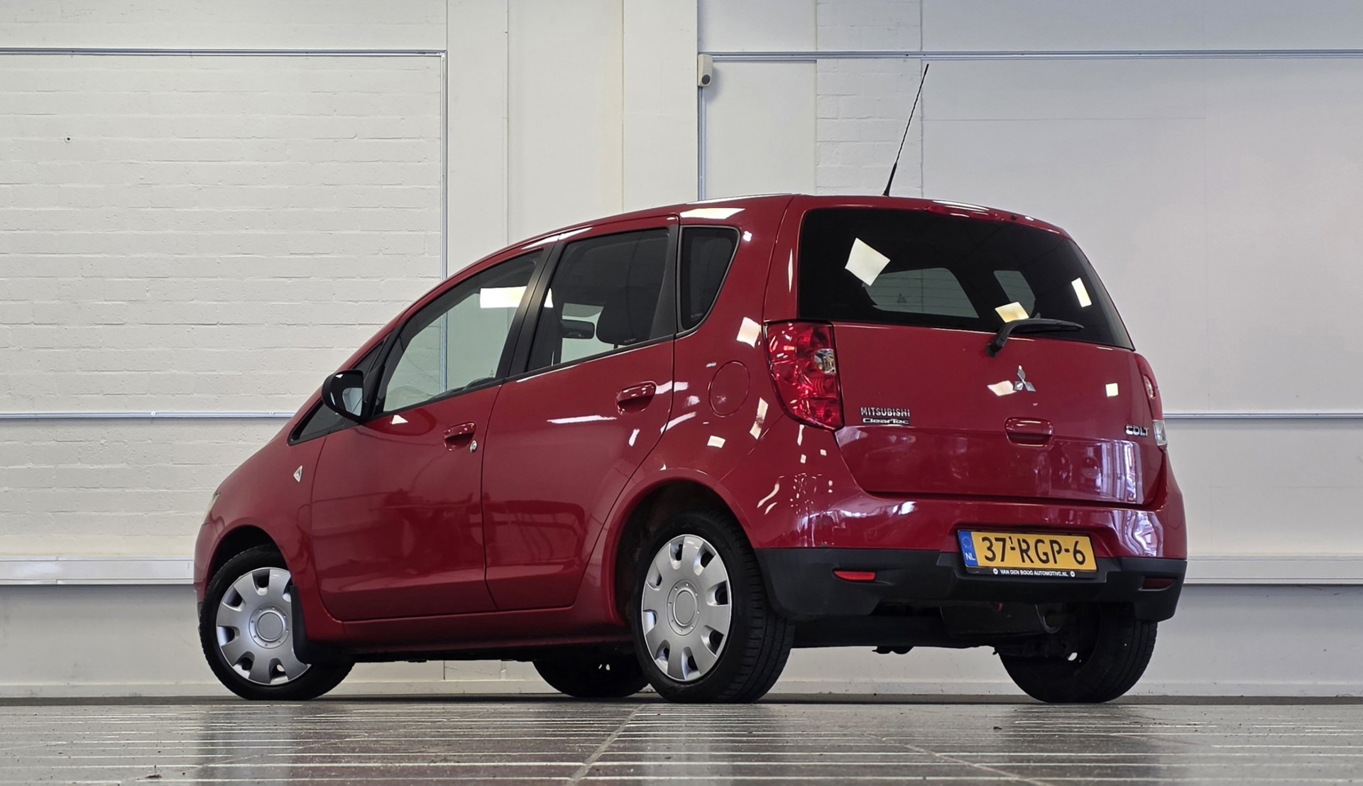 Foto van Mitsubishi Mitsubishi Colt