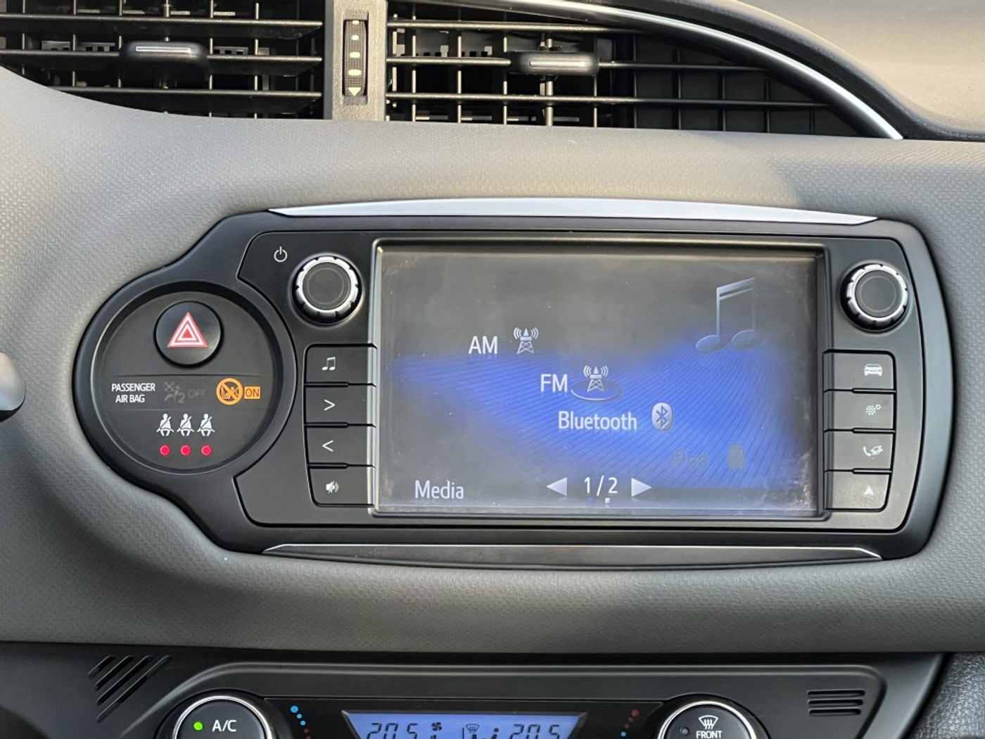 Foto van Toyota Toyota Yaris Hybrid