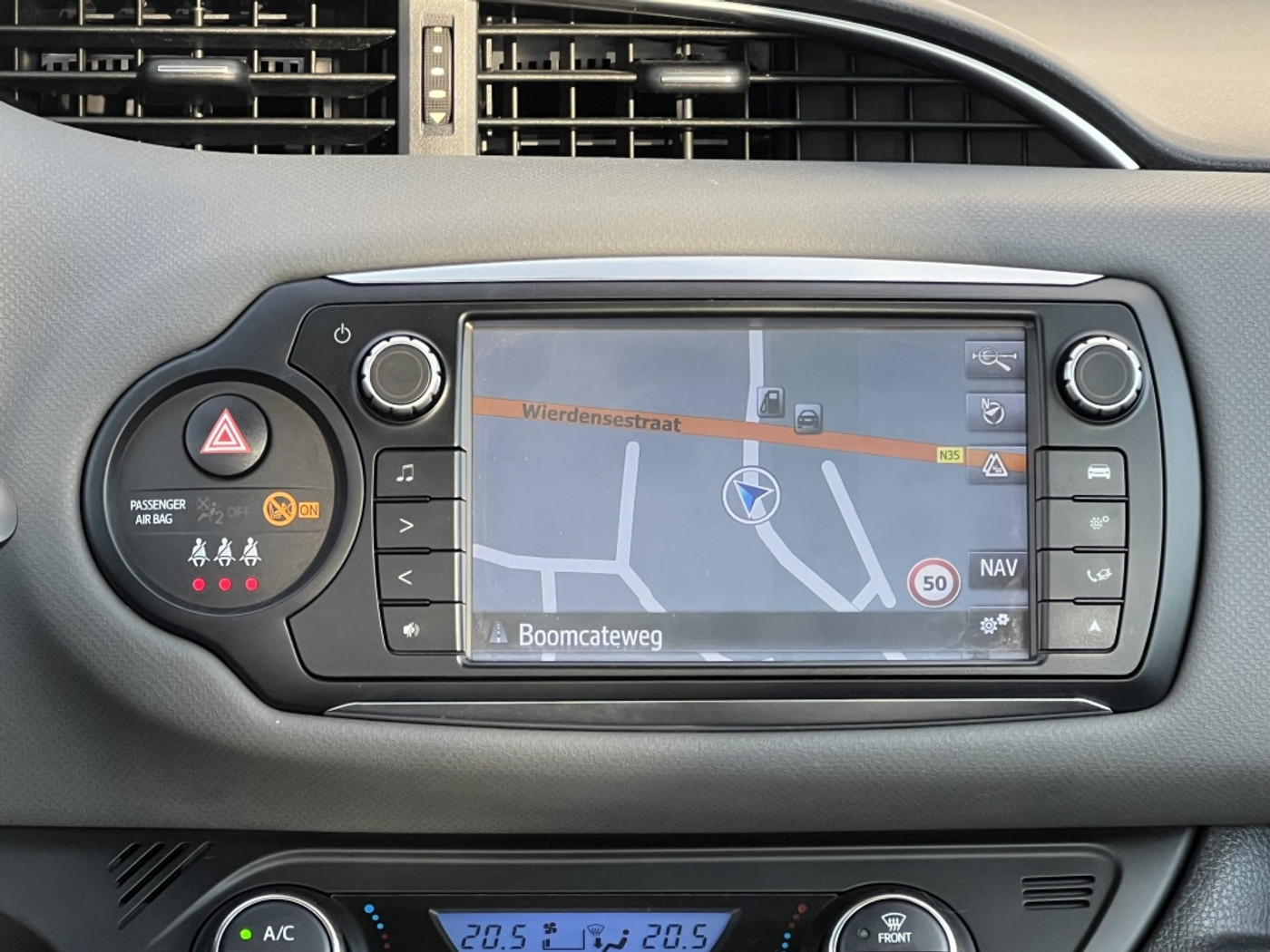 Foto van Toyota Toyota Yaris Hybrid