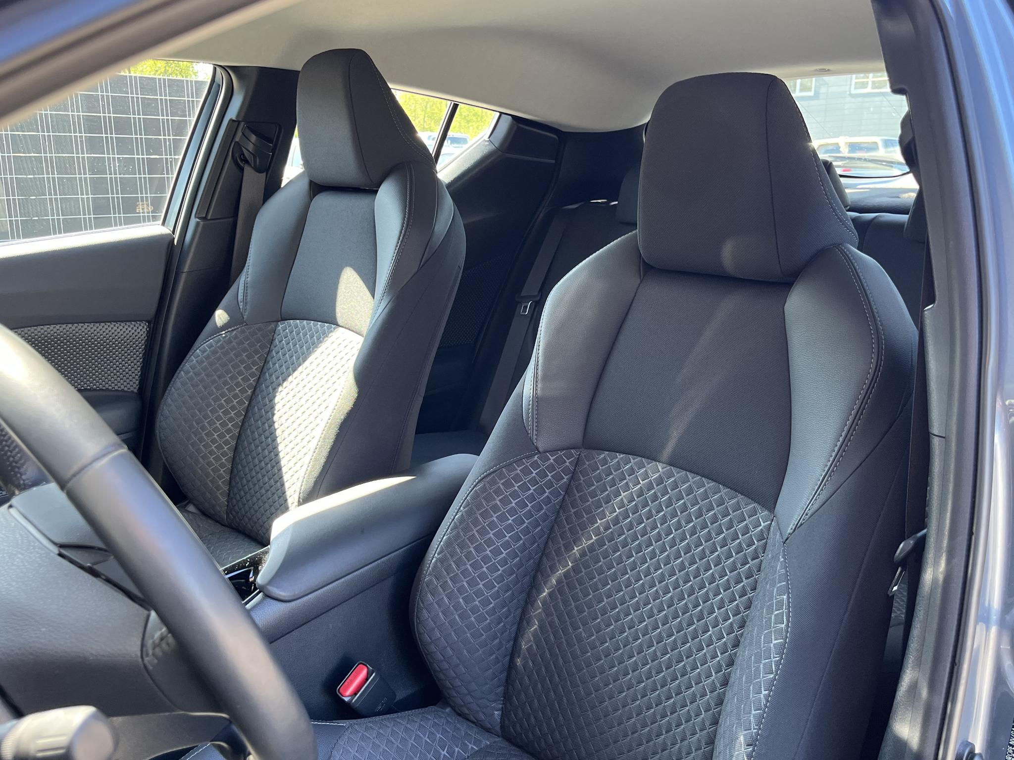 Foto van Toyota Toyota C-hr