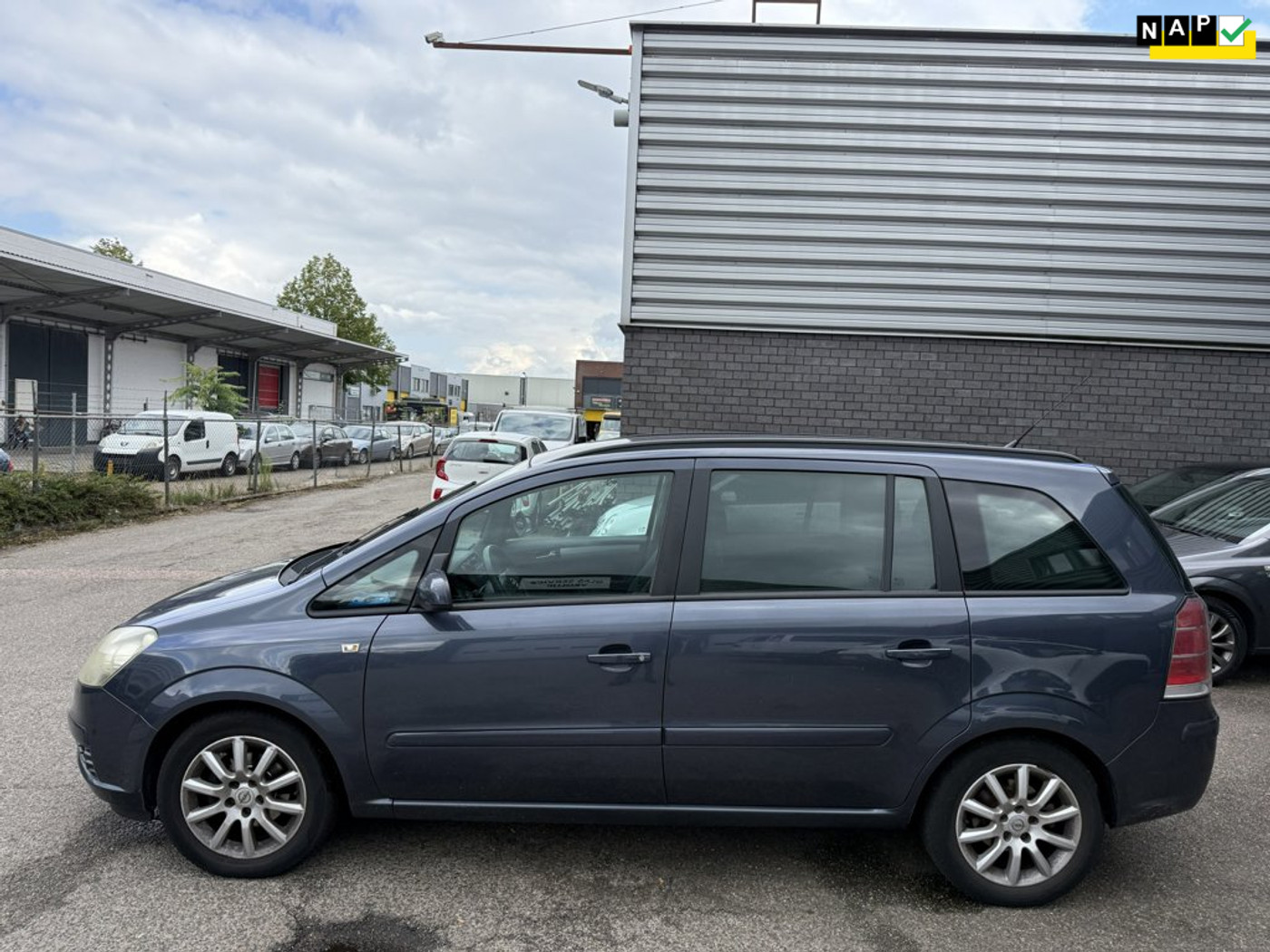 Opel Zafira Inruilkoopje/ Koppeling Slipt/ Voorruit Barst Export? 2007 - voorkant