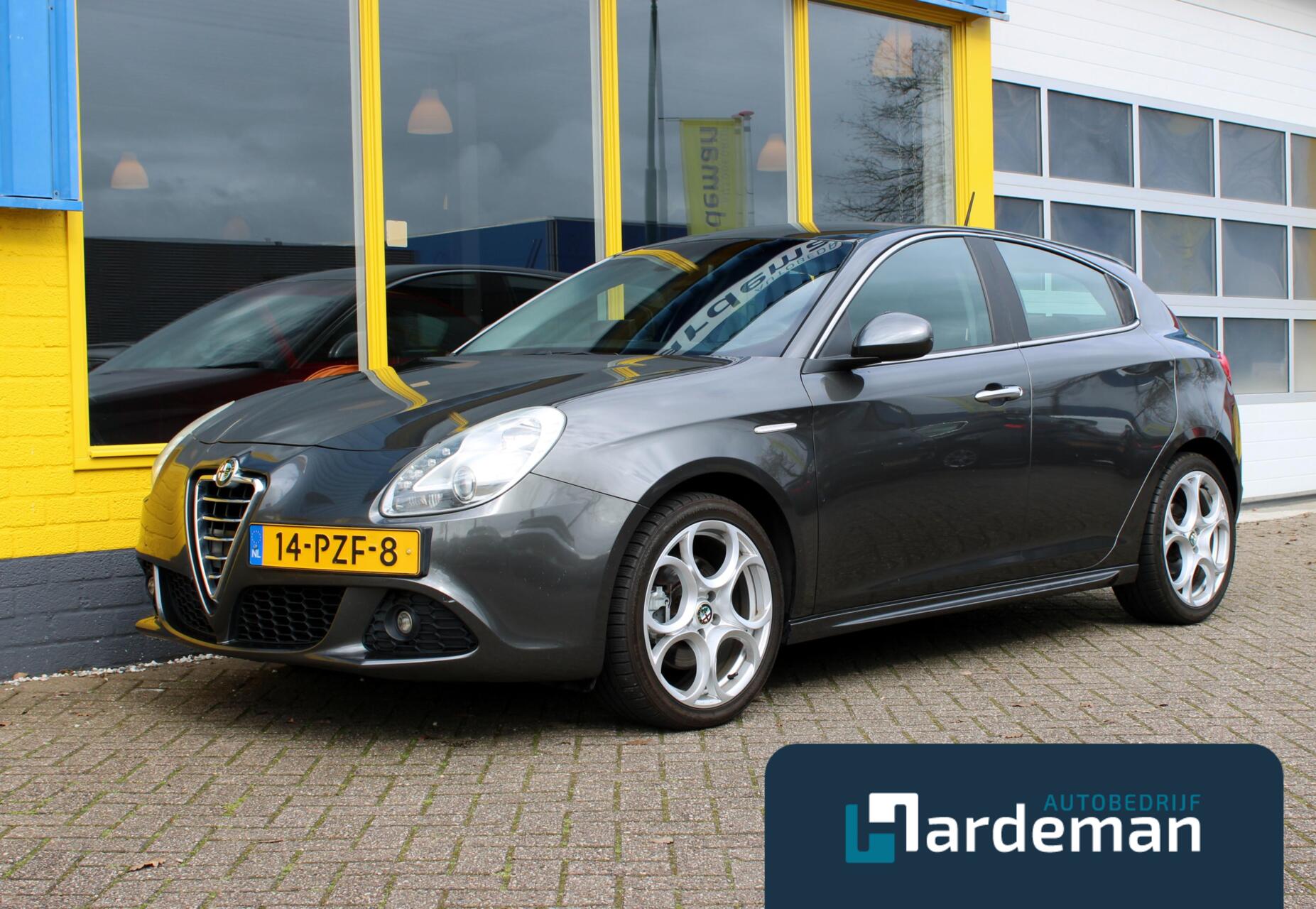 Alfa Romeo Giulietta 1.4 T 170PK Distinctive Clima Navi 2011 - voorkant