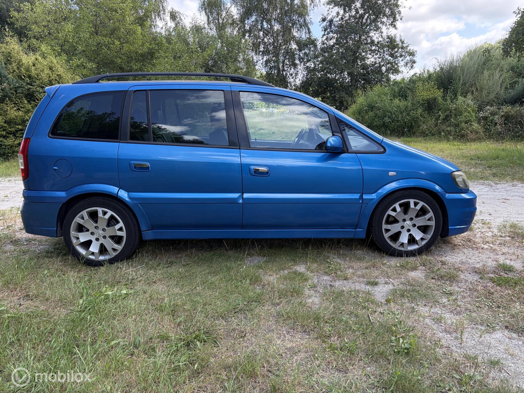 Foto van Opel Zafira-a