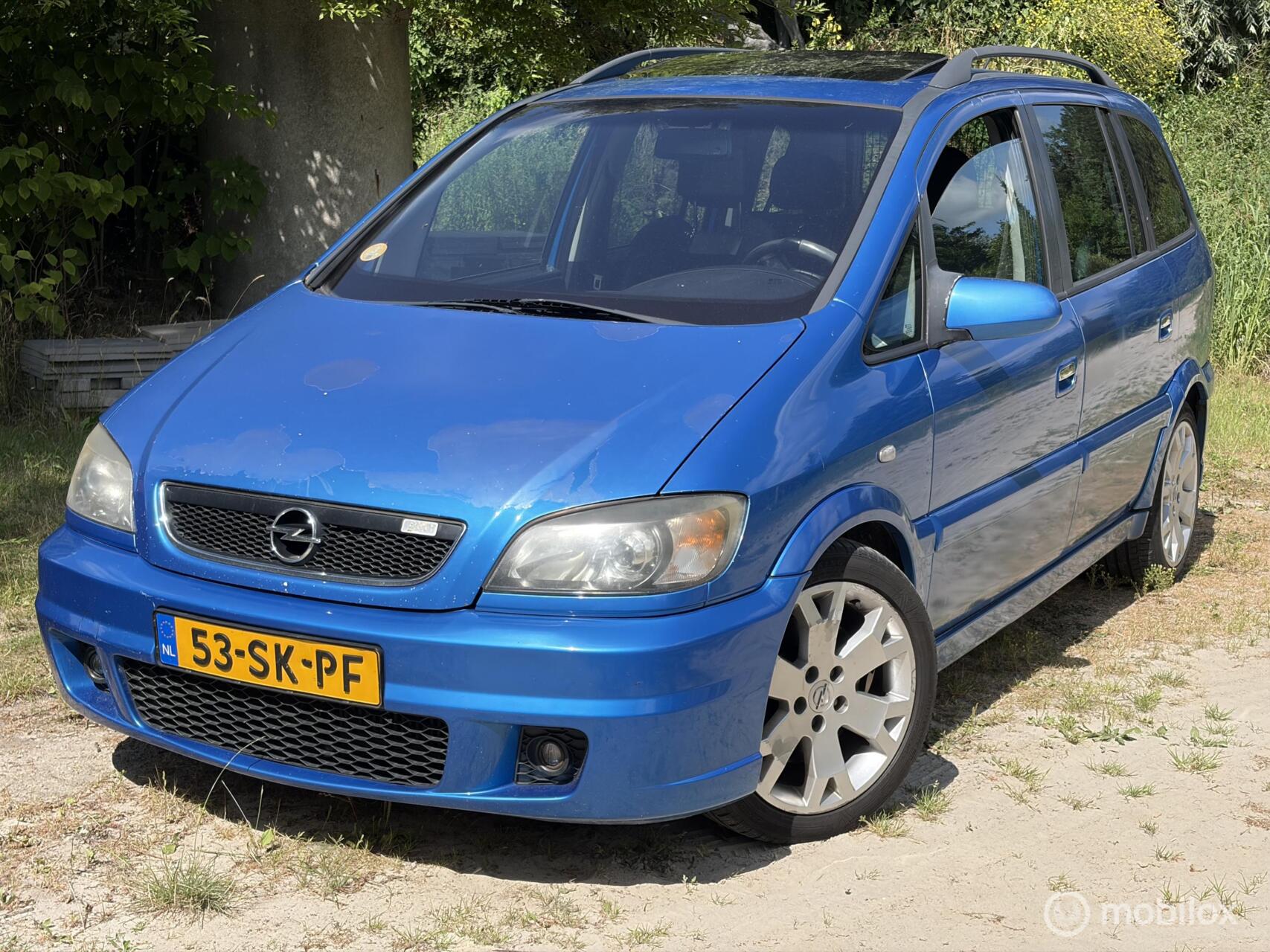 Opel Zafira-a 2.0-16V OPC, rijdt goed, Airco ijskoud! 2002 - voorkant