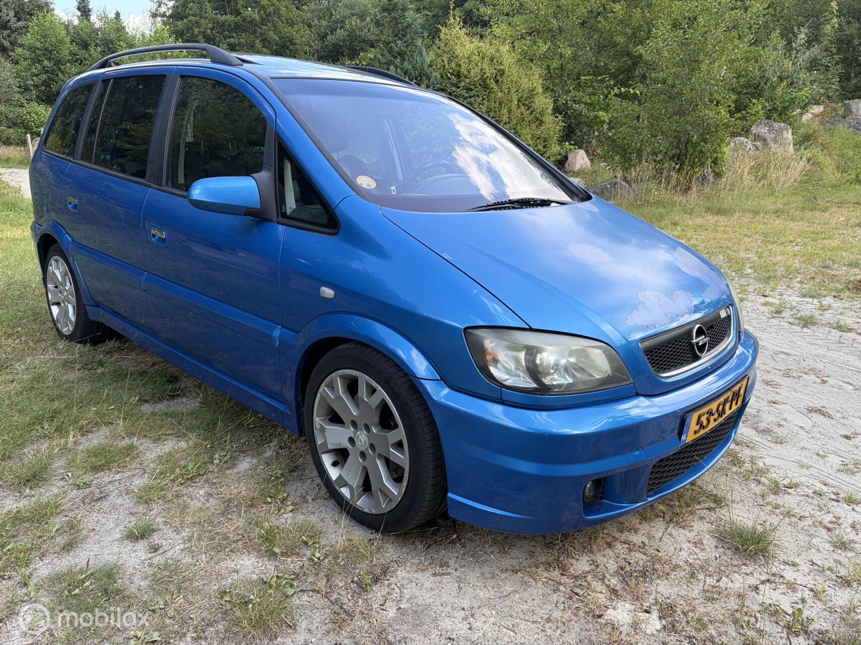 Foto van Opel Zafira-a