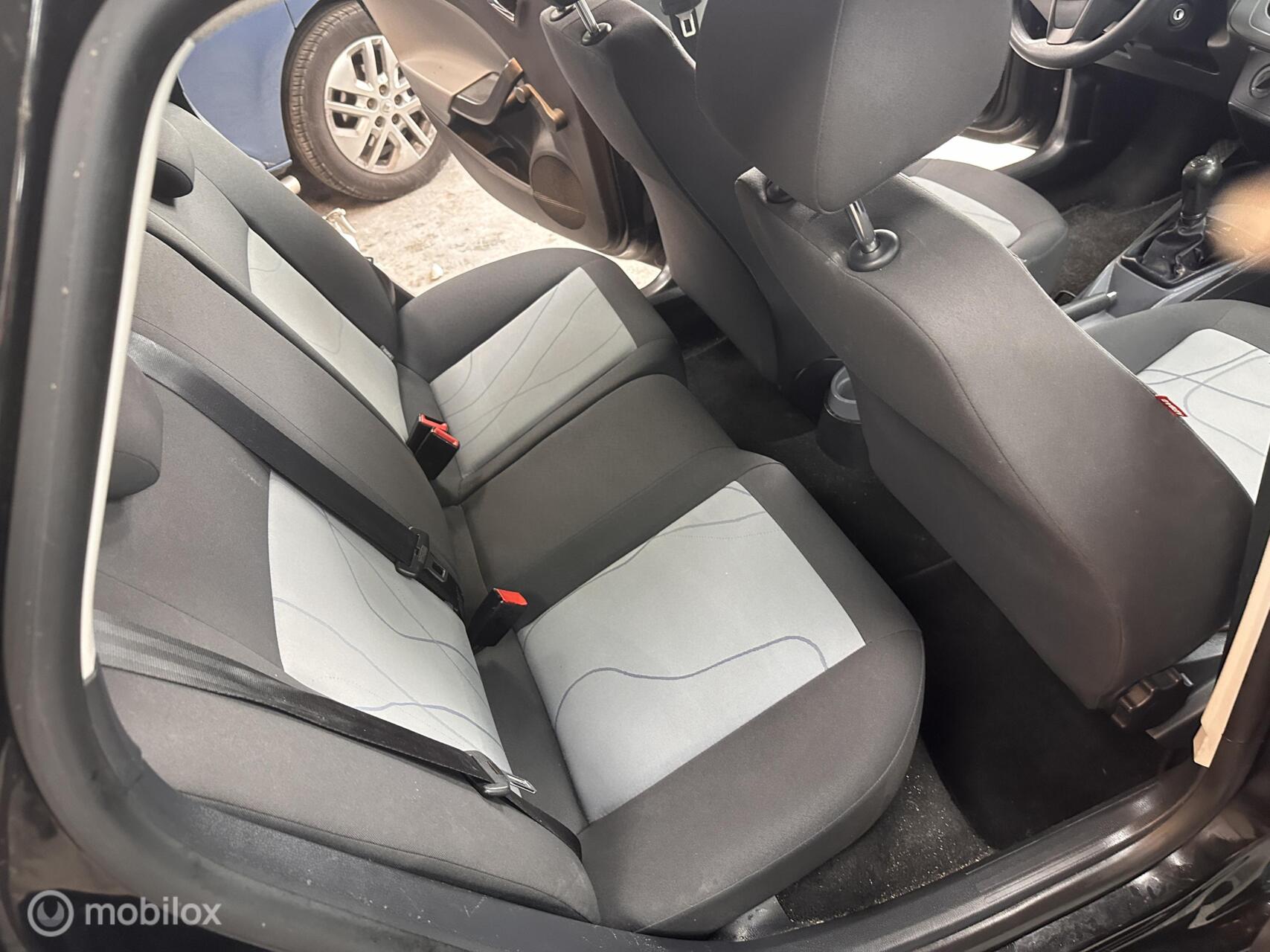 Foto van Seat Ibiza ST