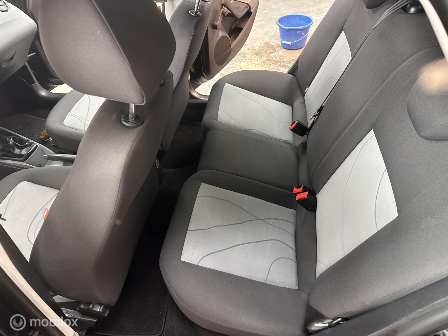 Foto van Seat Ibiza ST