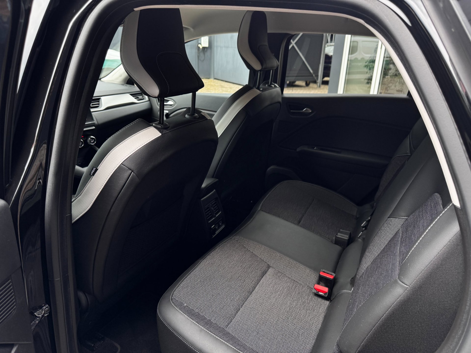 Foto van Renault Captur (e-tech Plug-in Hybrid)