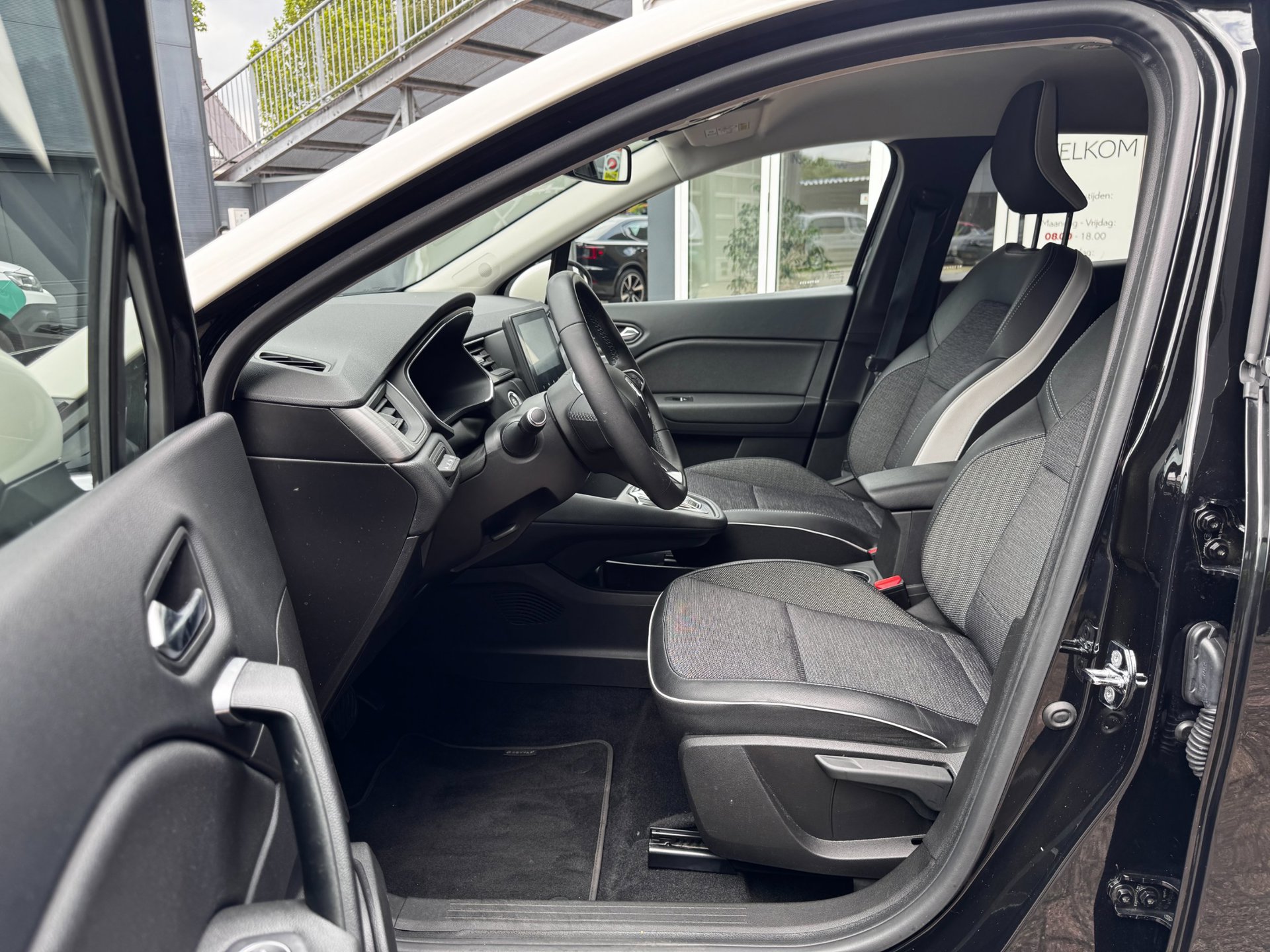 Foto van Renault Captur (e-tech Plug-in Hybrid)
