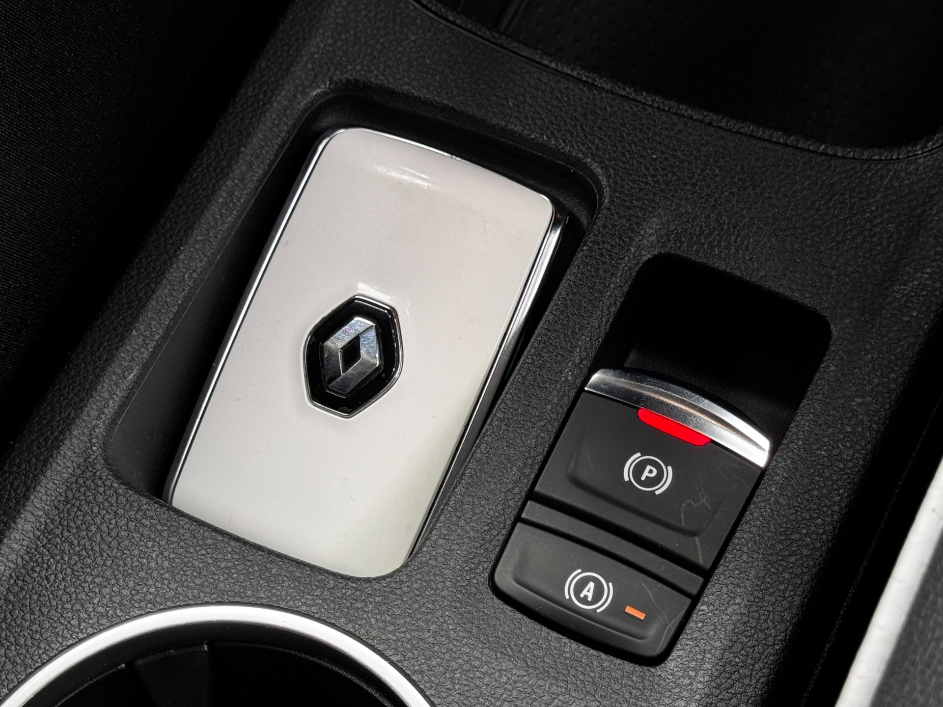 Foto van Renault Captur (e-tech Plug-in Hybrid)