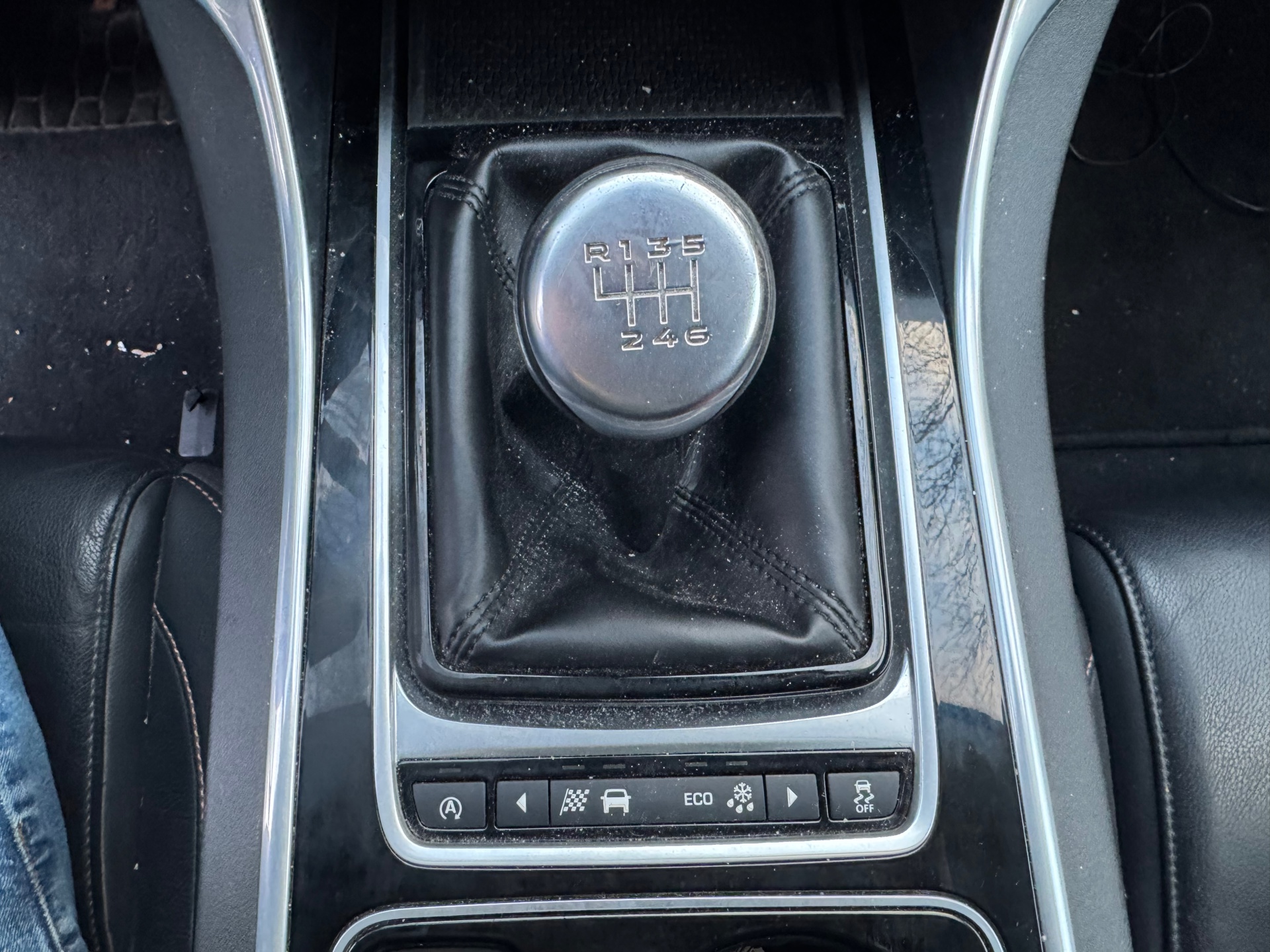 Foto van Jaguar Jaguar Xe