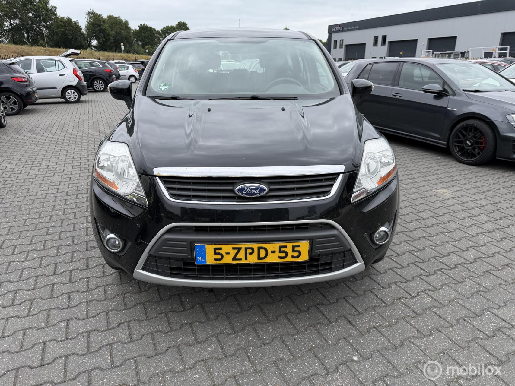 Ford Kuga 2.0 TDCi Trend FWD navi camera 2011 - voorkant