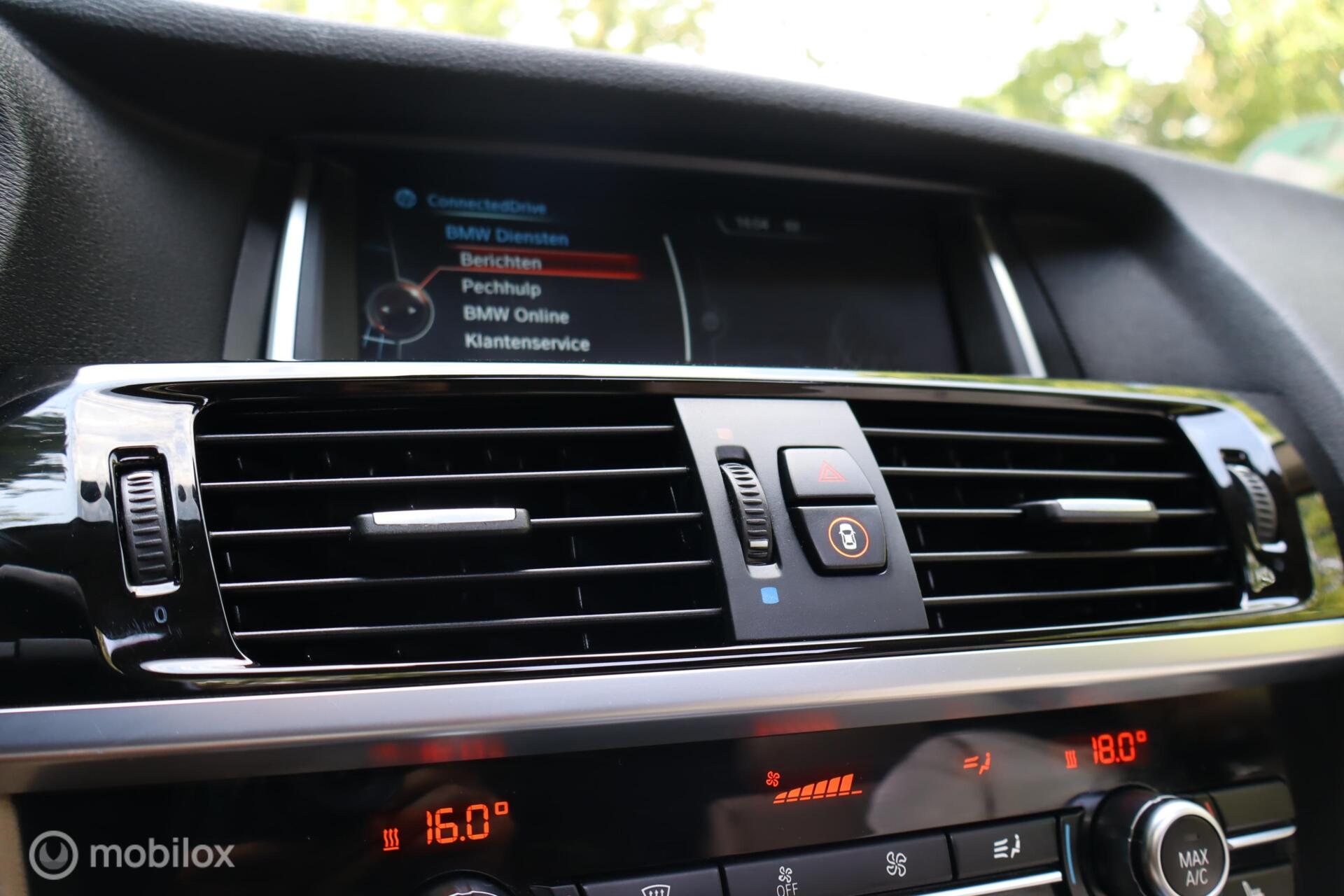 Foto van BMW X3 Xdrive20d