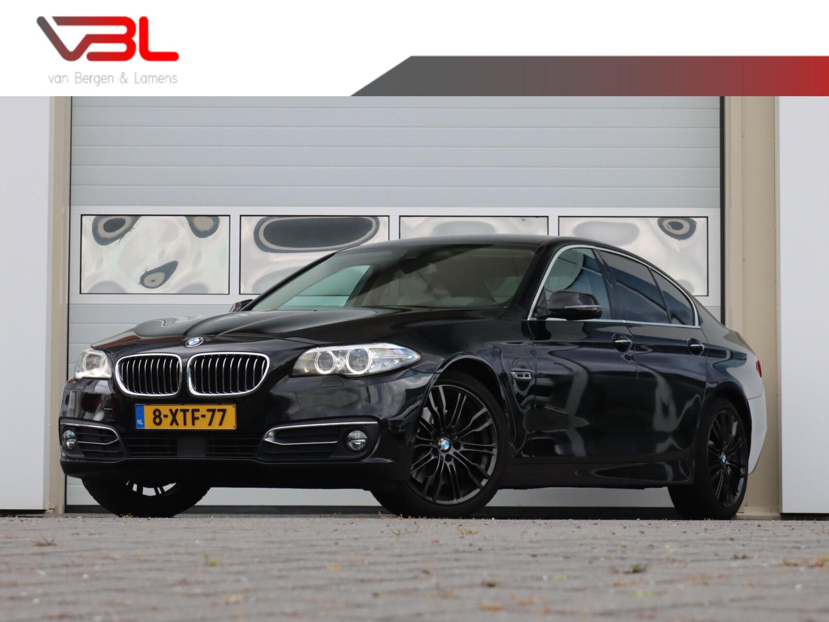 BMW 528i F10 LCI 528i 245PK High Executive | Memory | Head-up display 2014 - voorkant