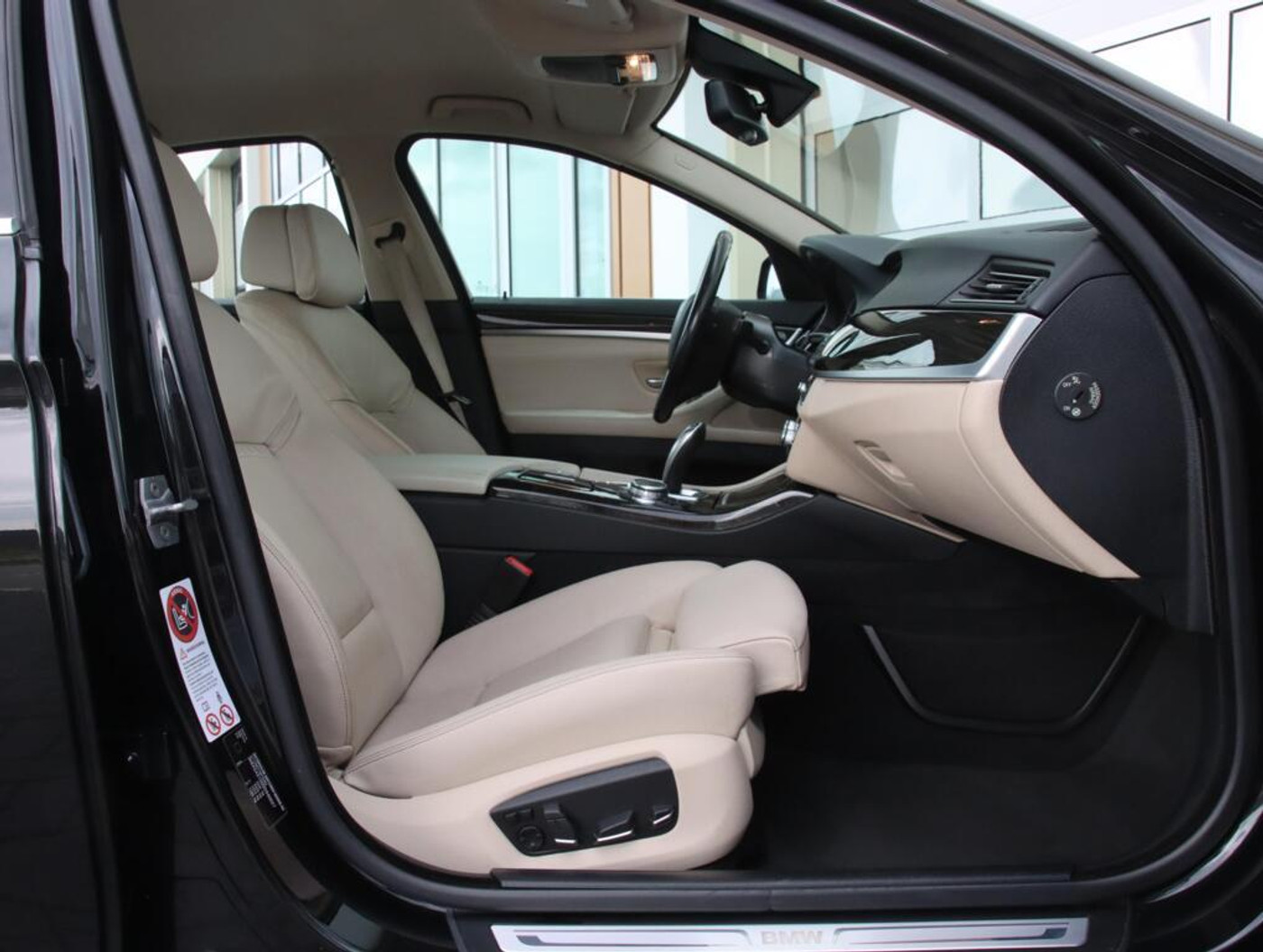 Foto van BMW 528i