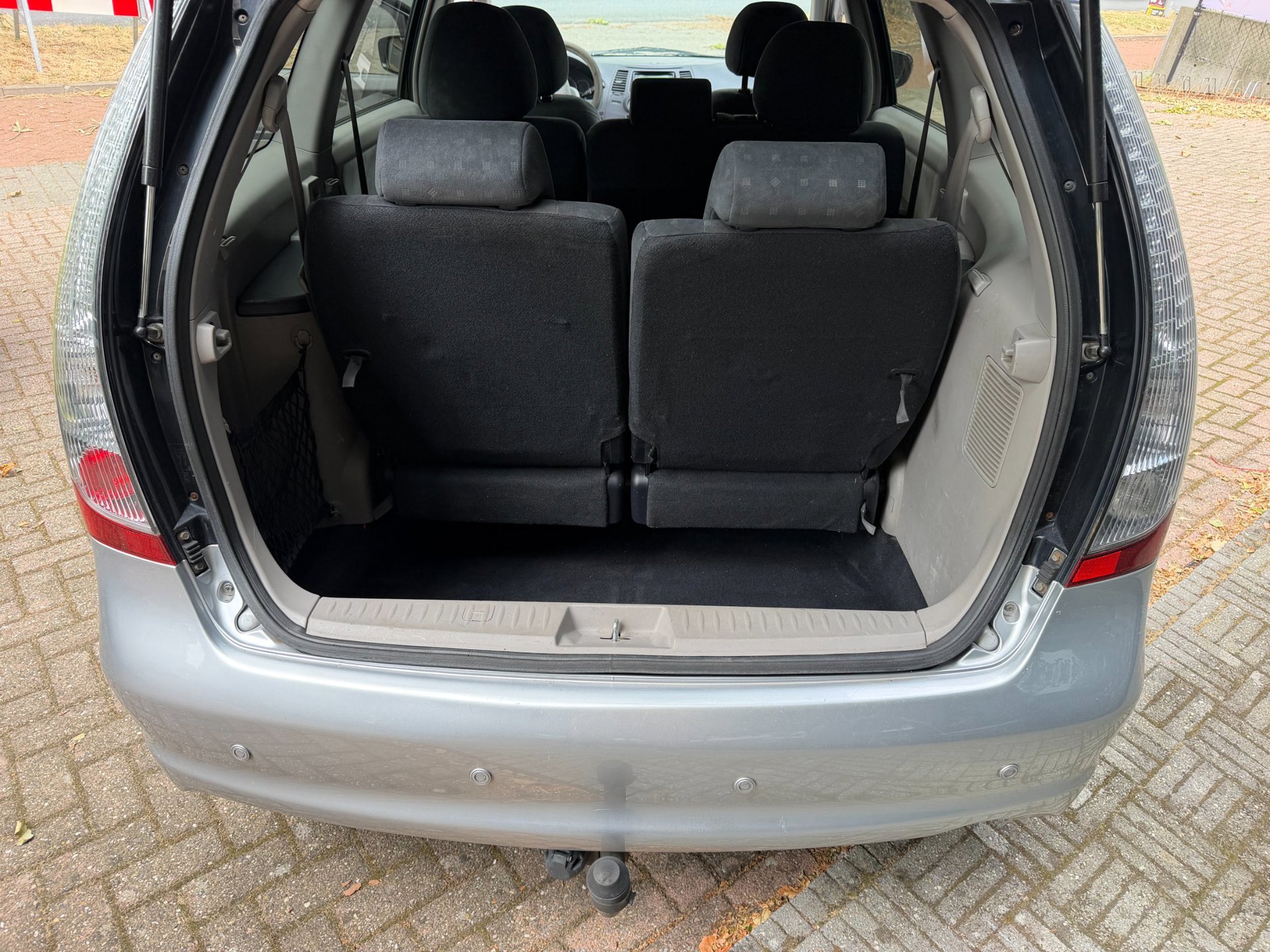 Foto van Mitsubishi Mitsubishi Grandis