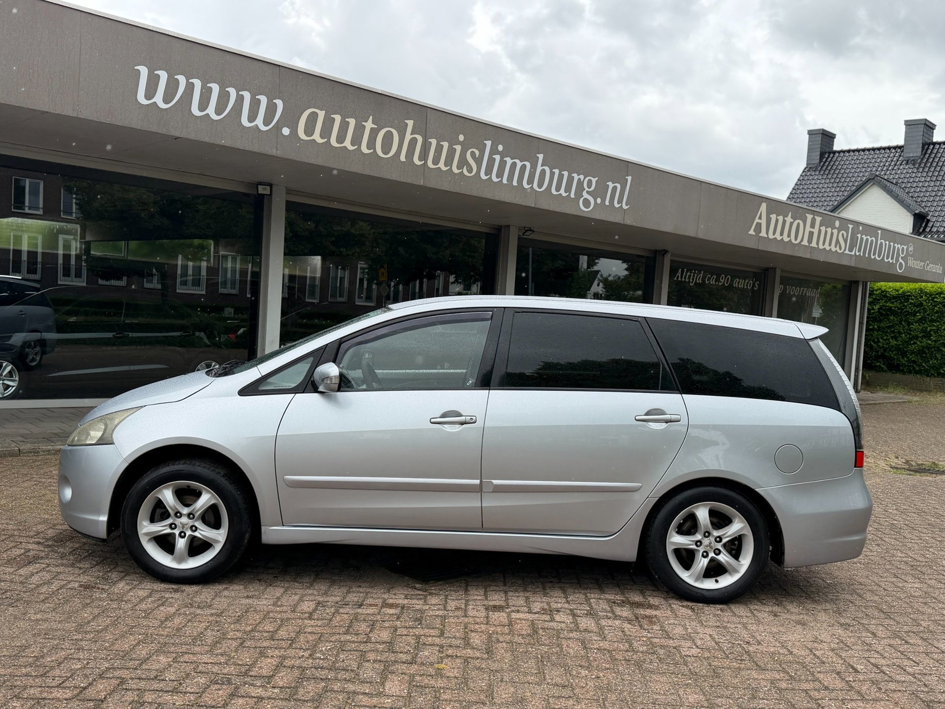 Foto van Mitsubishi Mitsubishi Grandis