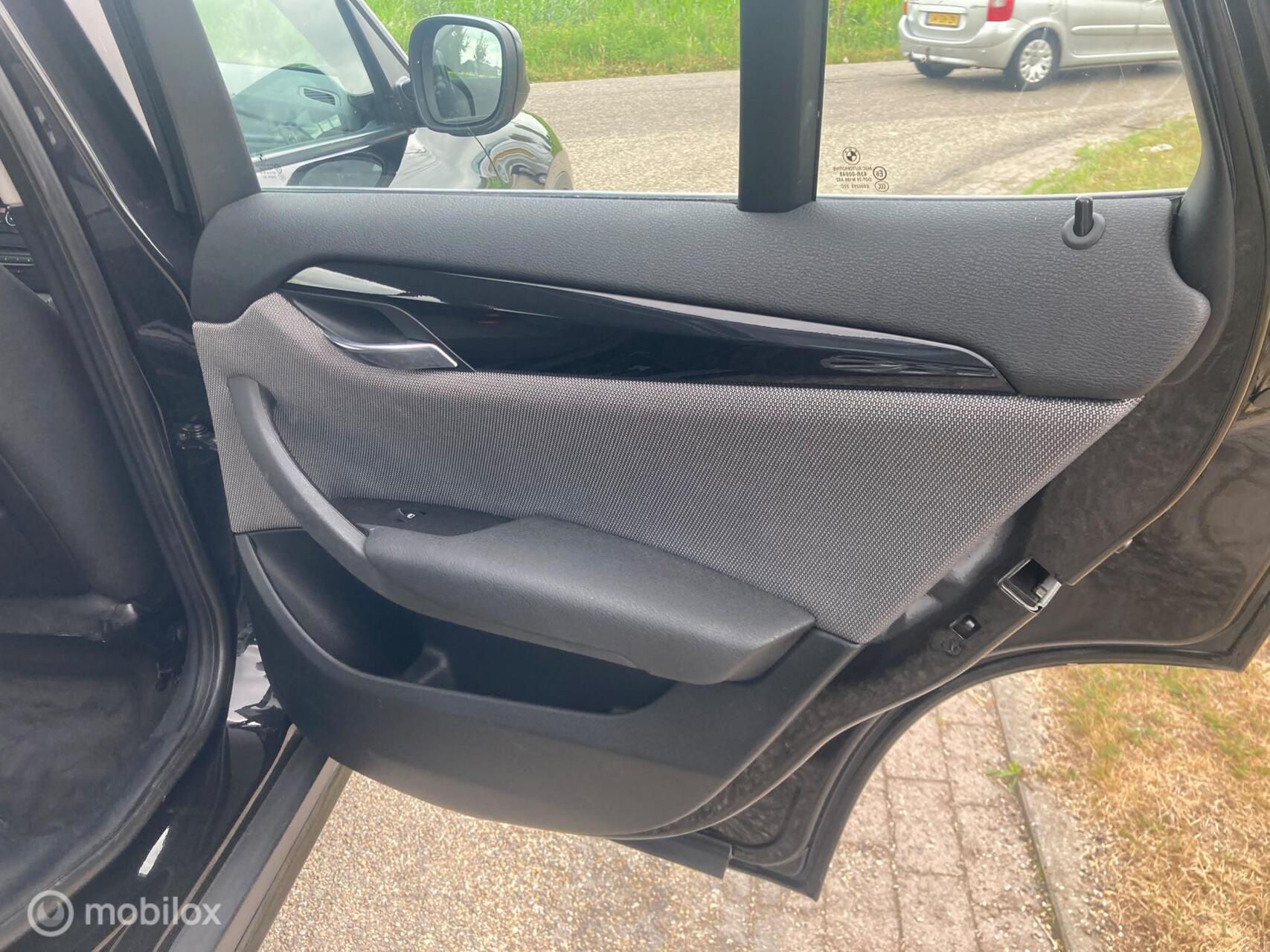 Foto van BMW X1 sDrive 18i