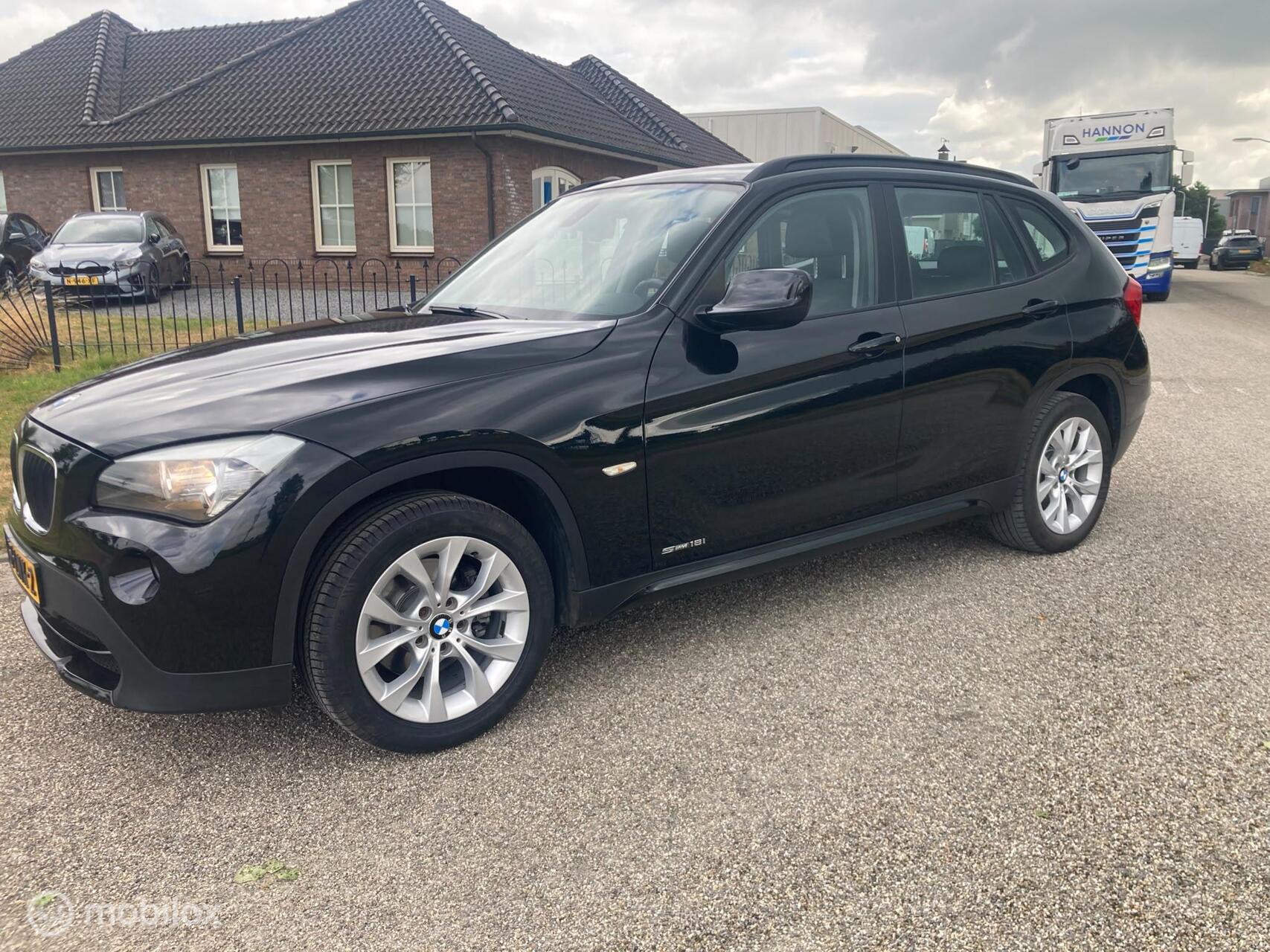 Foto van BMW X1 sDrive 18i