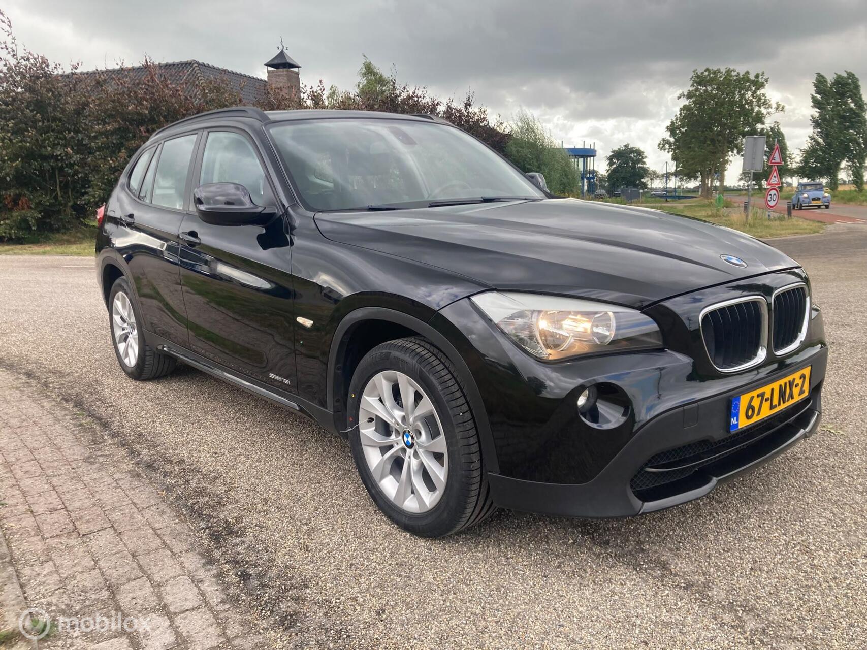 Foto van BMW X1 sDrive 18i