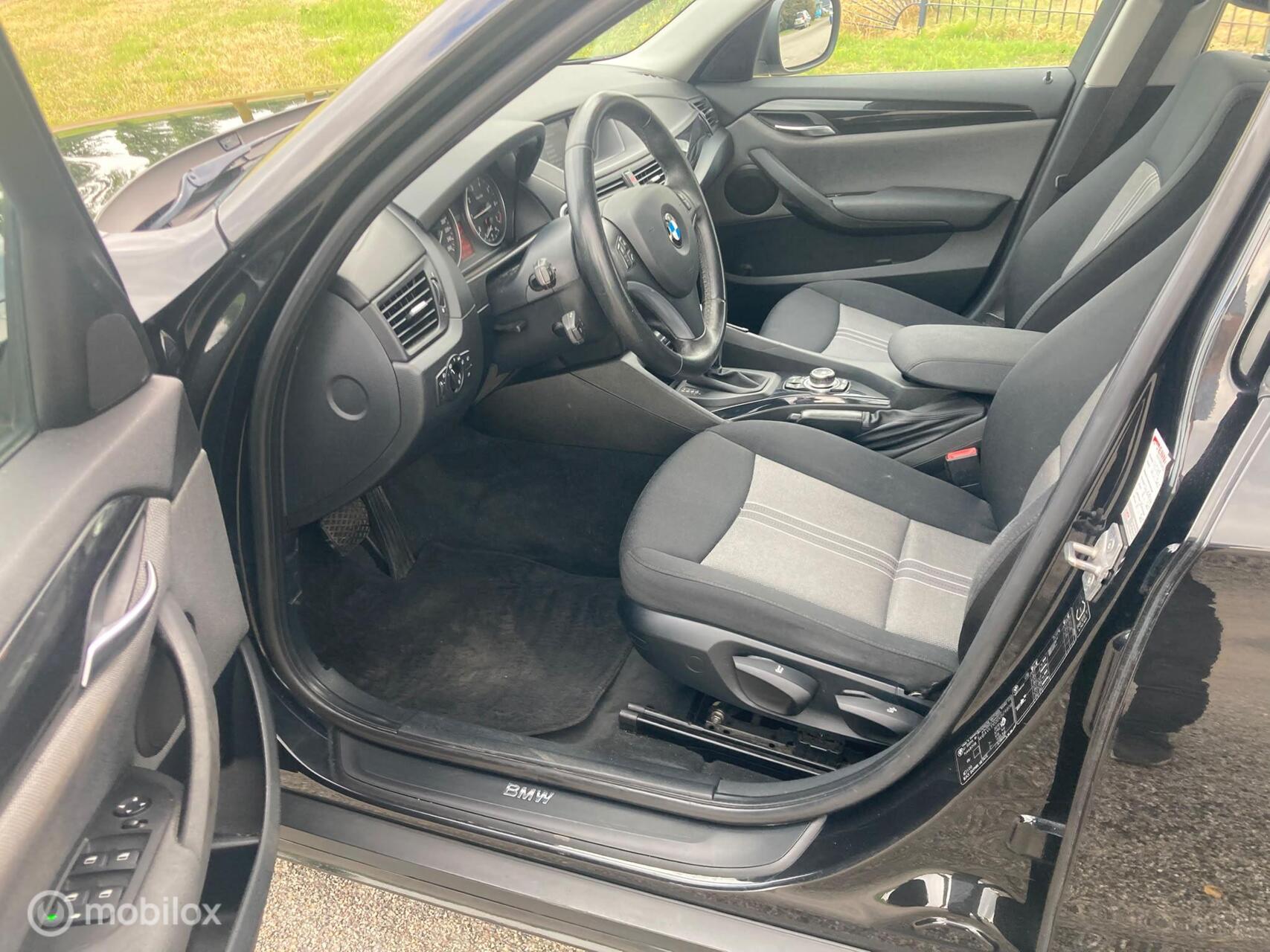 Foto van BMW X1 sDrive 18i