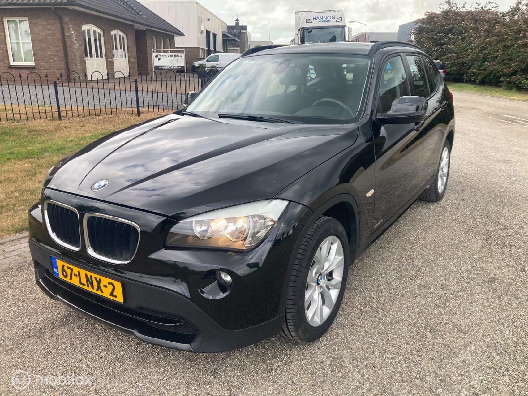 Foto van BMW X1 sDrive 18i