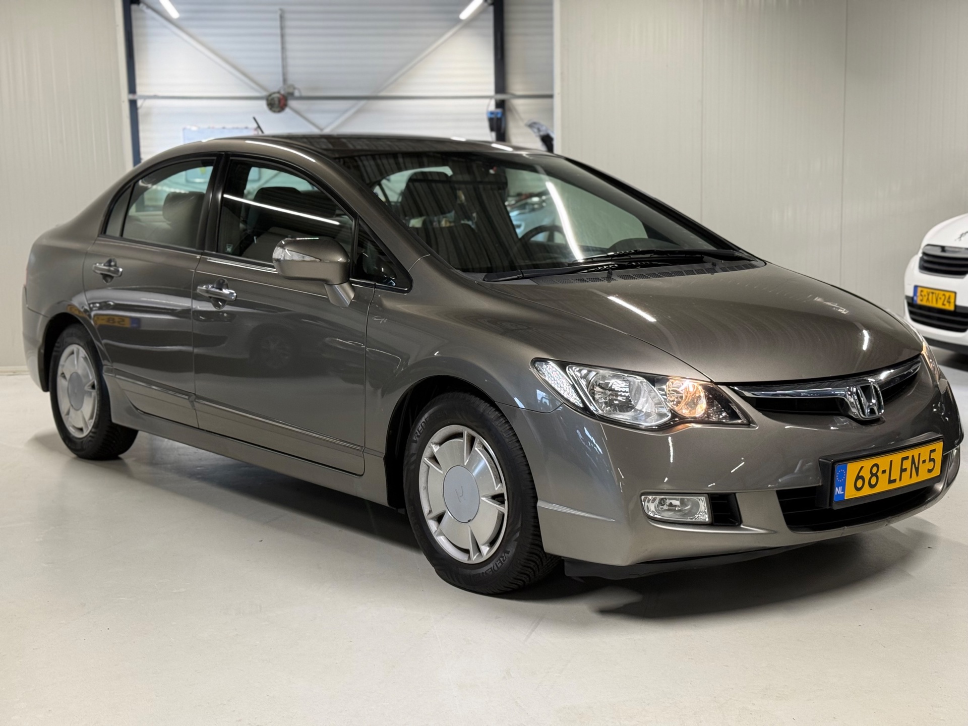 Foto van Honda Civic 4dr Hybrid