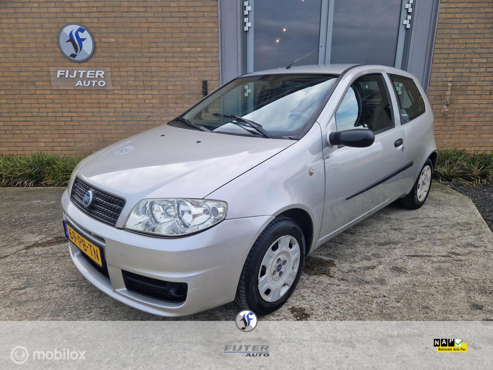 Fiat Fiat Punto 1.2 Dynamic Airco 2004 - voorkant