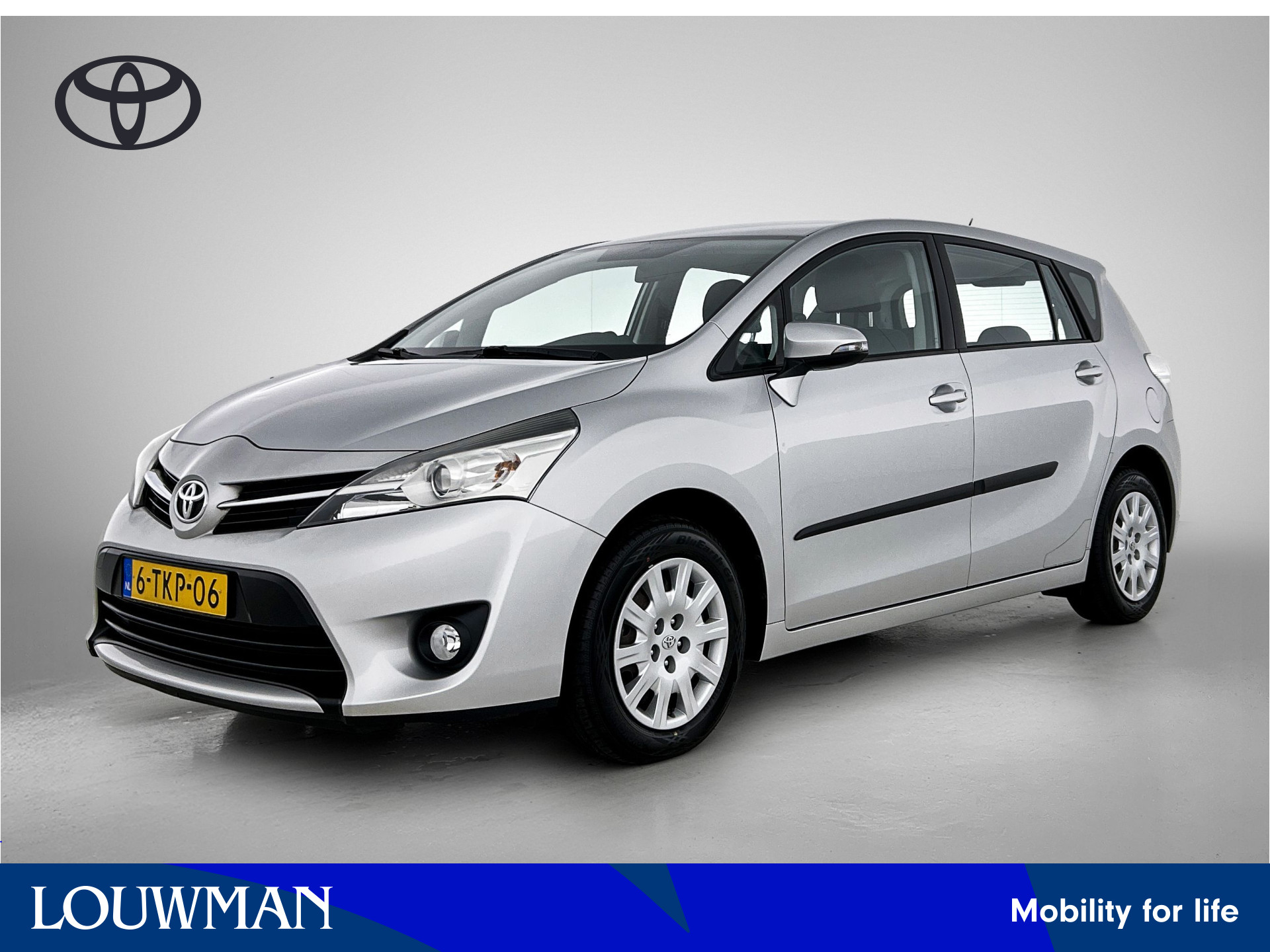Toyota Toyota Verso 1.6 VVT-i Comfort 2014 - voorkant