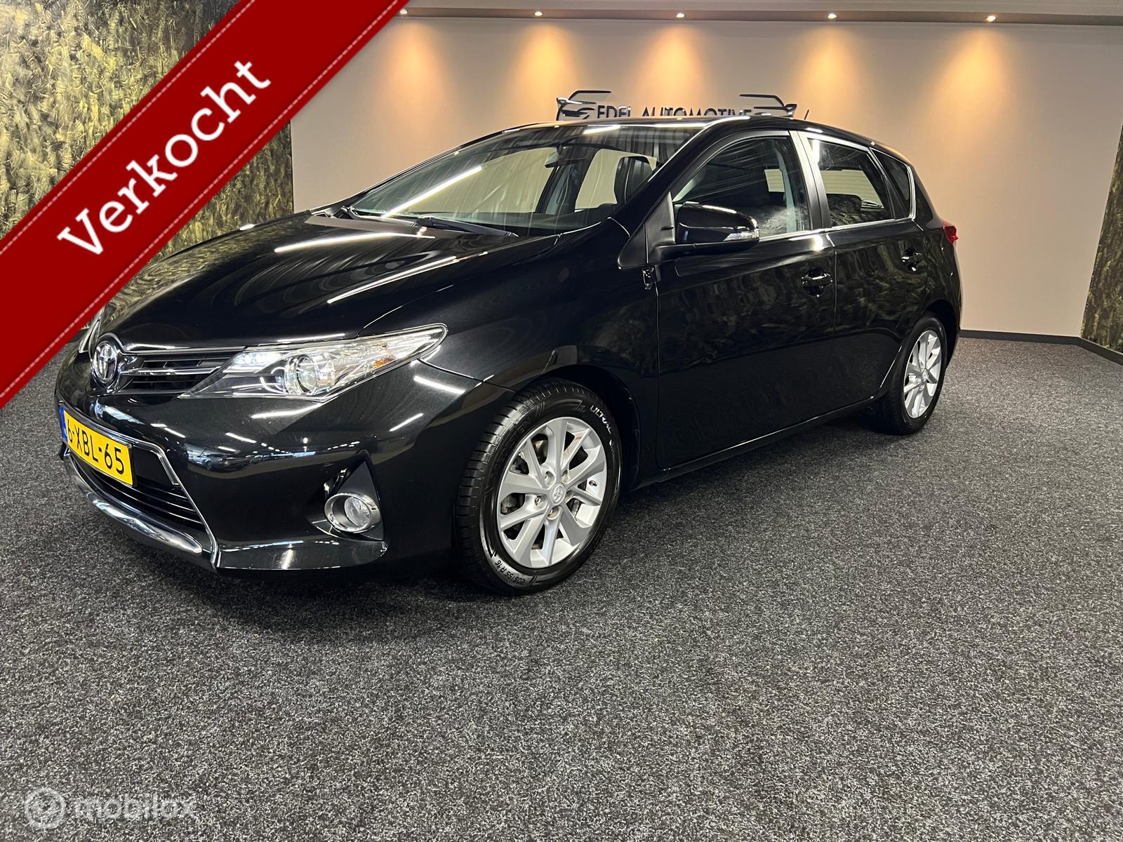 Toyota Toyota Auris 1.3 Now-Navi-Camera-Nap 99700 KM 2014 - voorkant