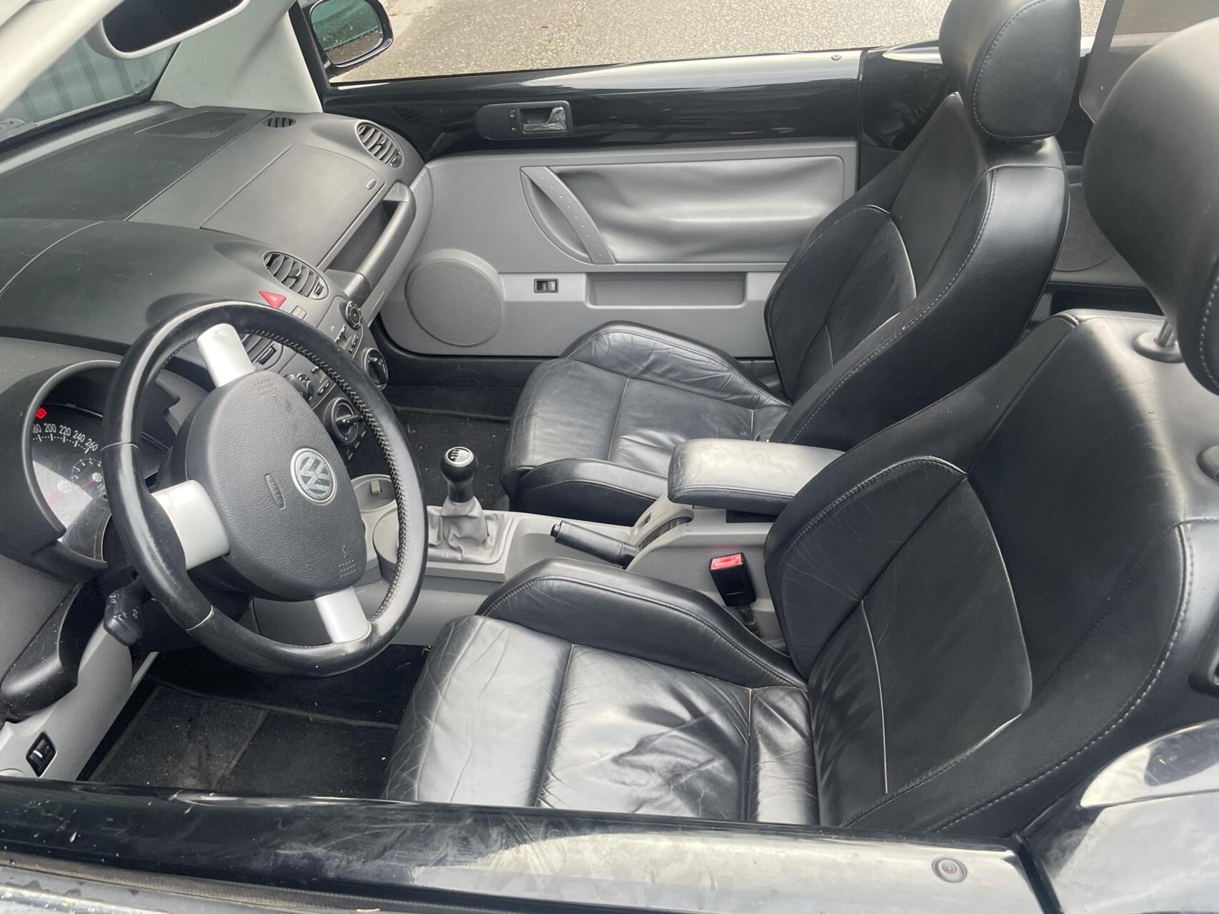 Foto van Volkswagen New Beetle Cabriolet