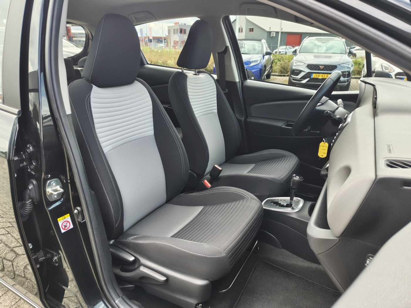 Foto van Toyota Toyota Yaris Hybrid