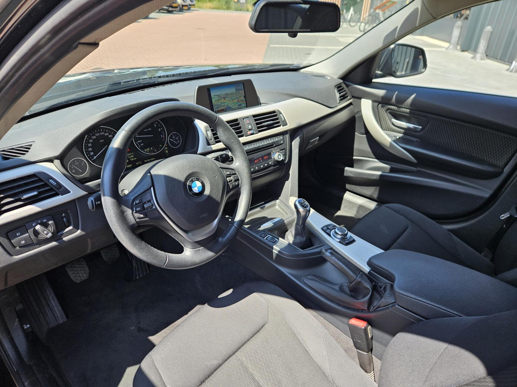 Foto van BMW 316i