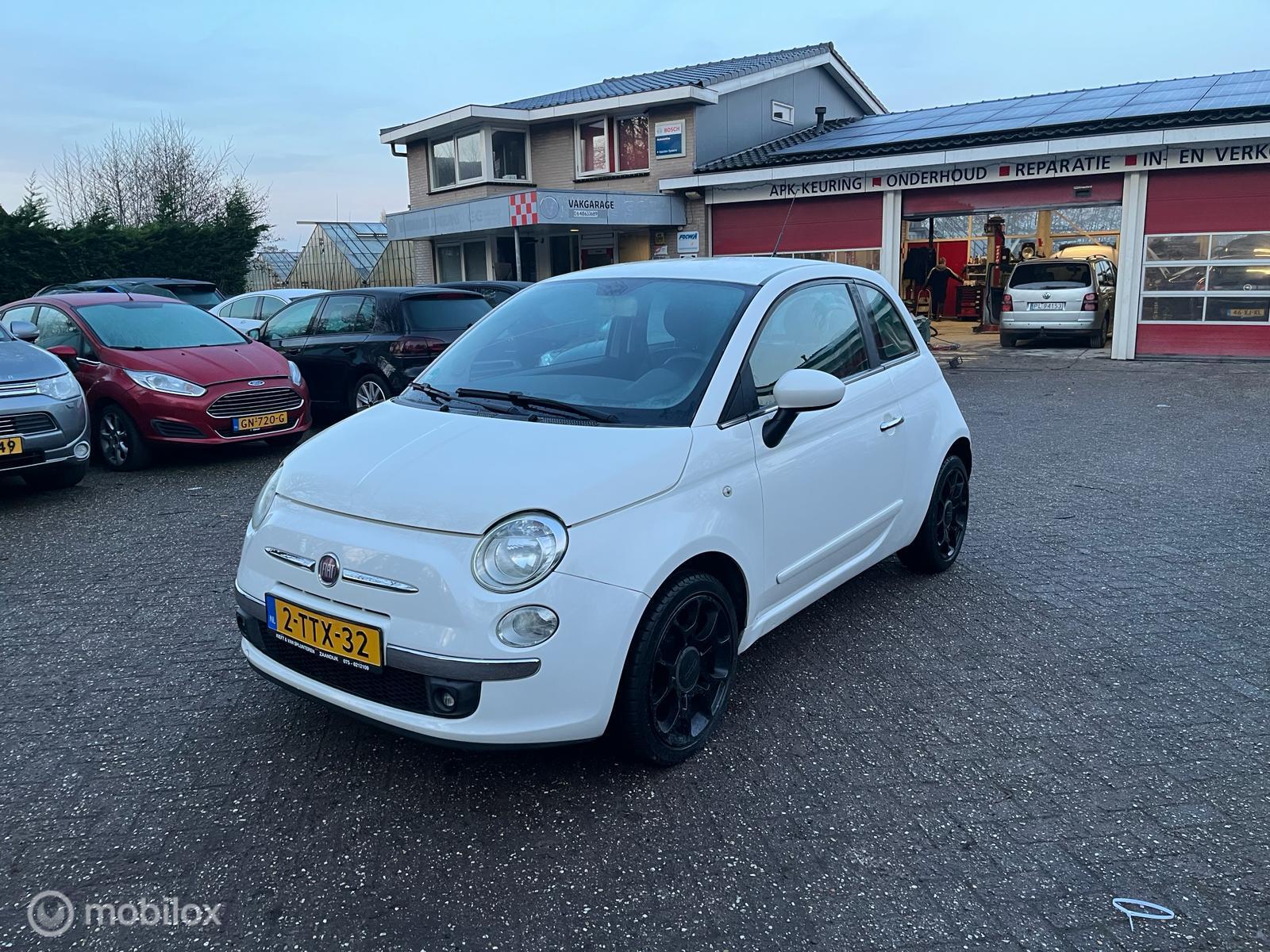 Fiat 500 1.2 Lounge | Volledige onderhouden | Nieuwe APK 2009 - voorkant
