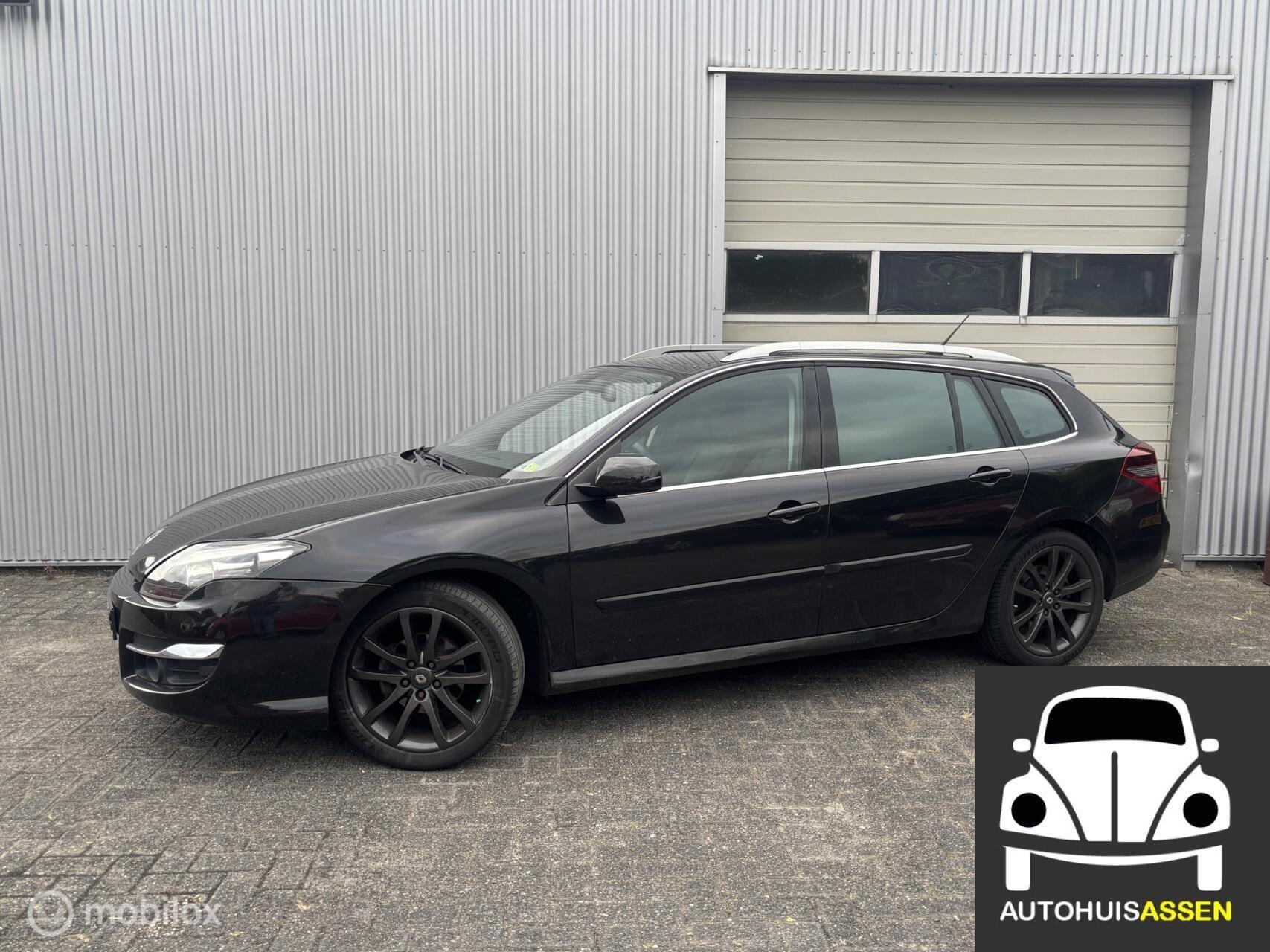 Renault Laguna 1.5 dCi Executive 2011 - voorkant