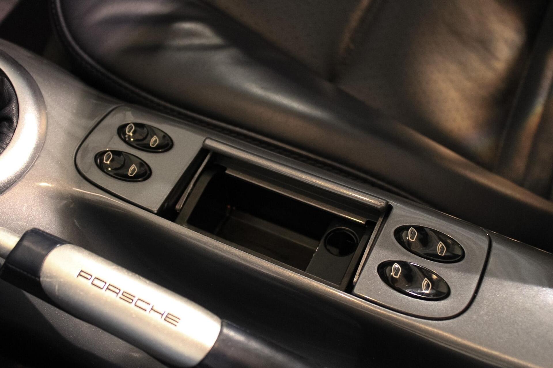 Foto van Porsche 911 Carrera
