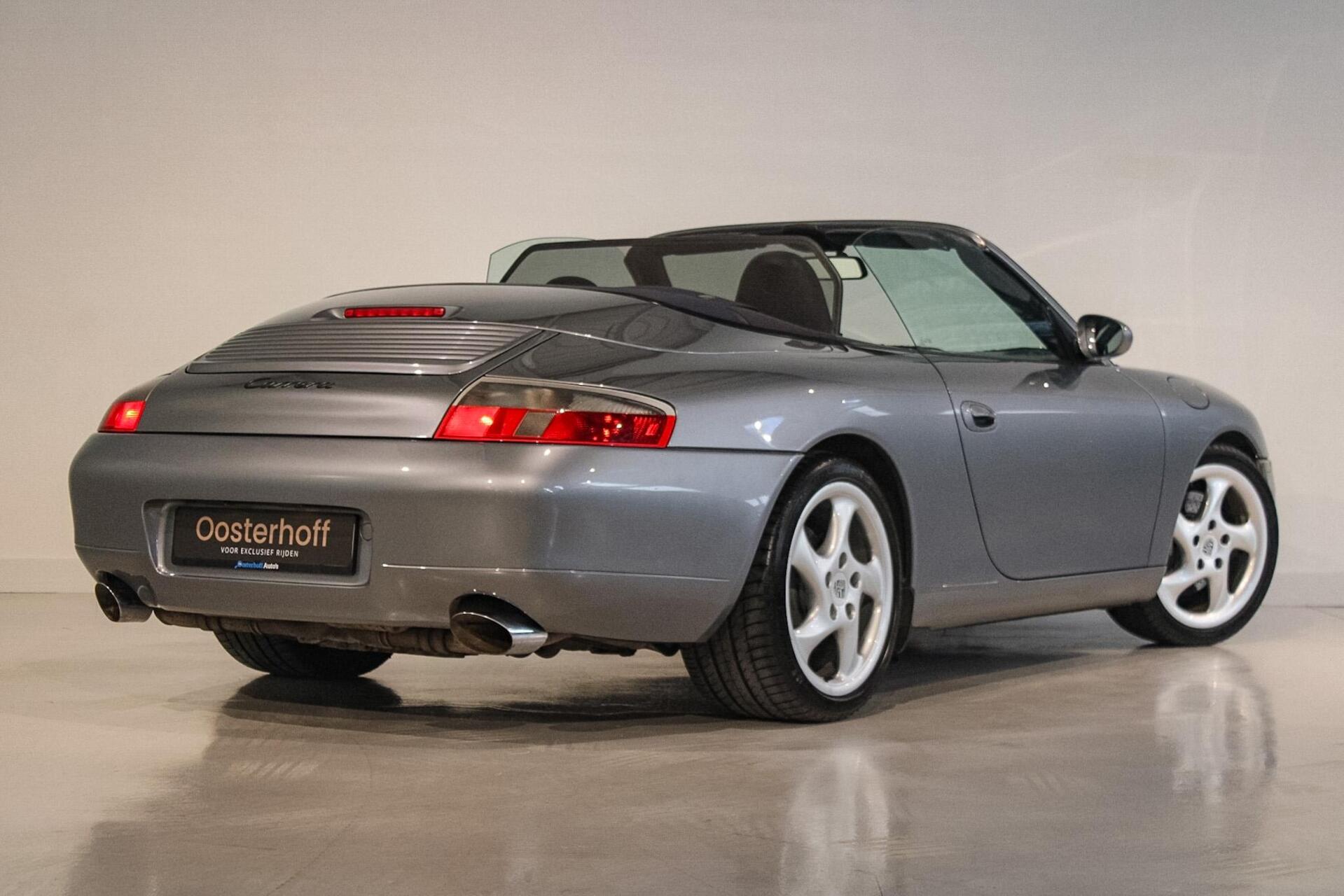Foto van Porsche 911 Carrera