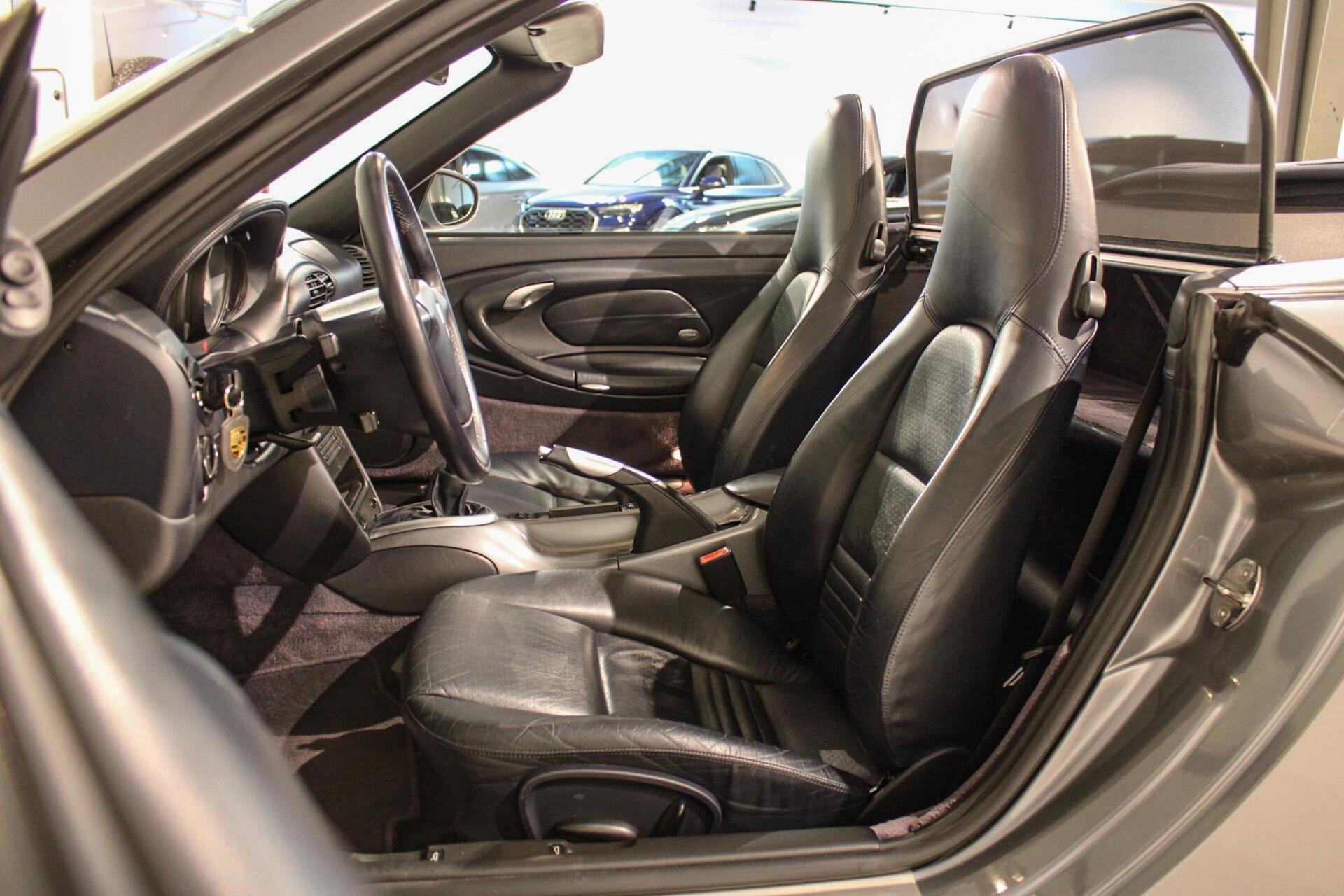 Foto van Porsche 911 Carrera